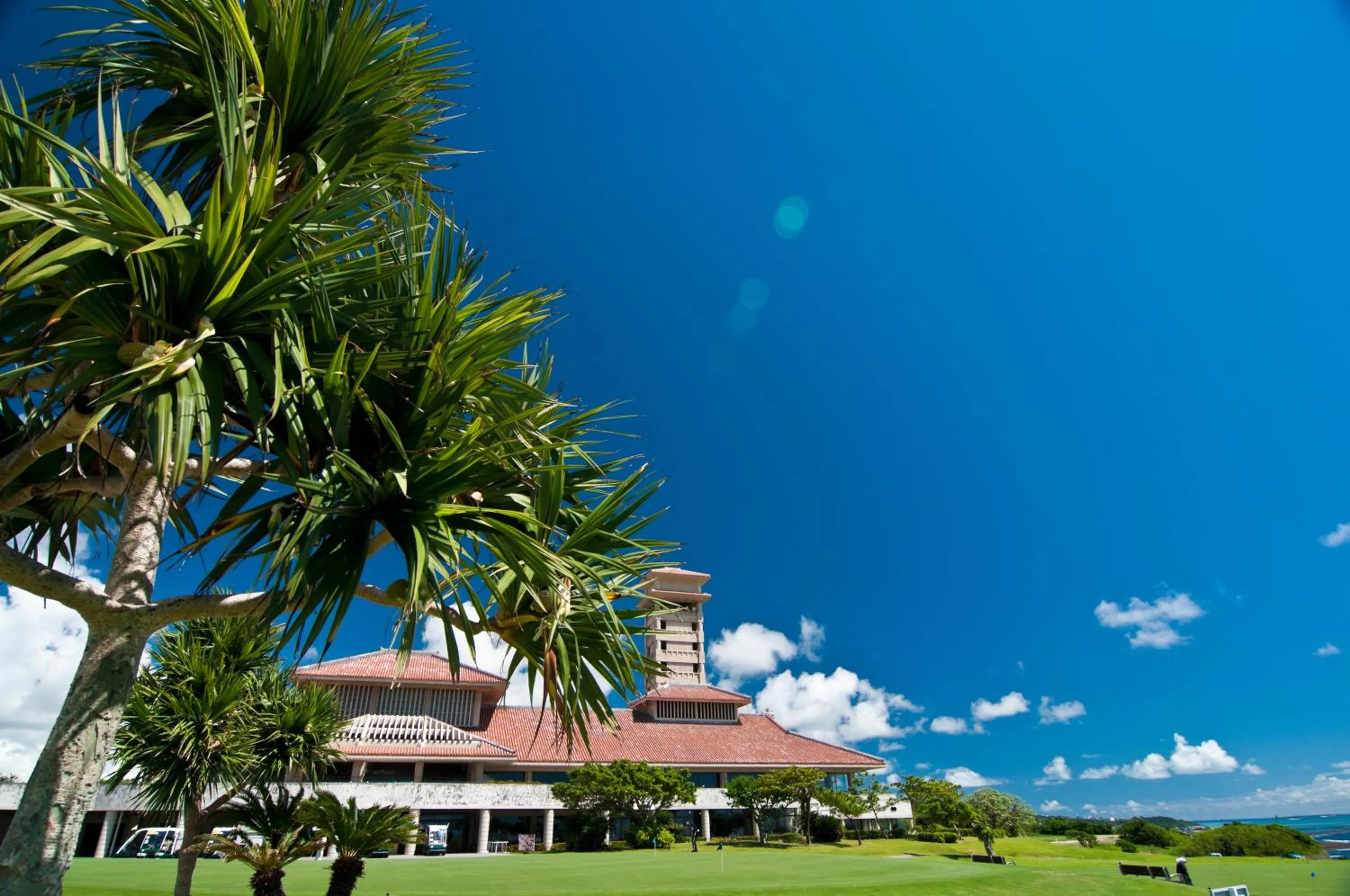 Property building in The Southern Links Resort Hotel