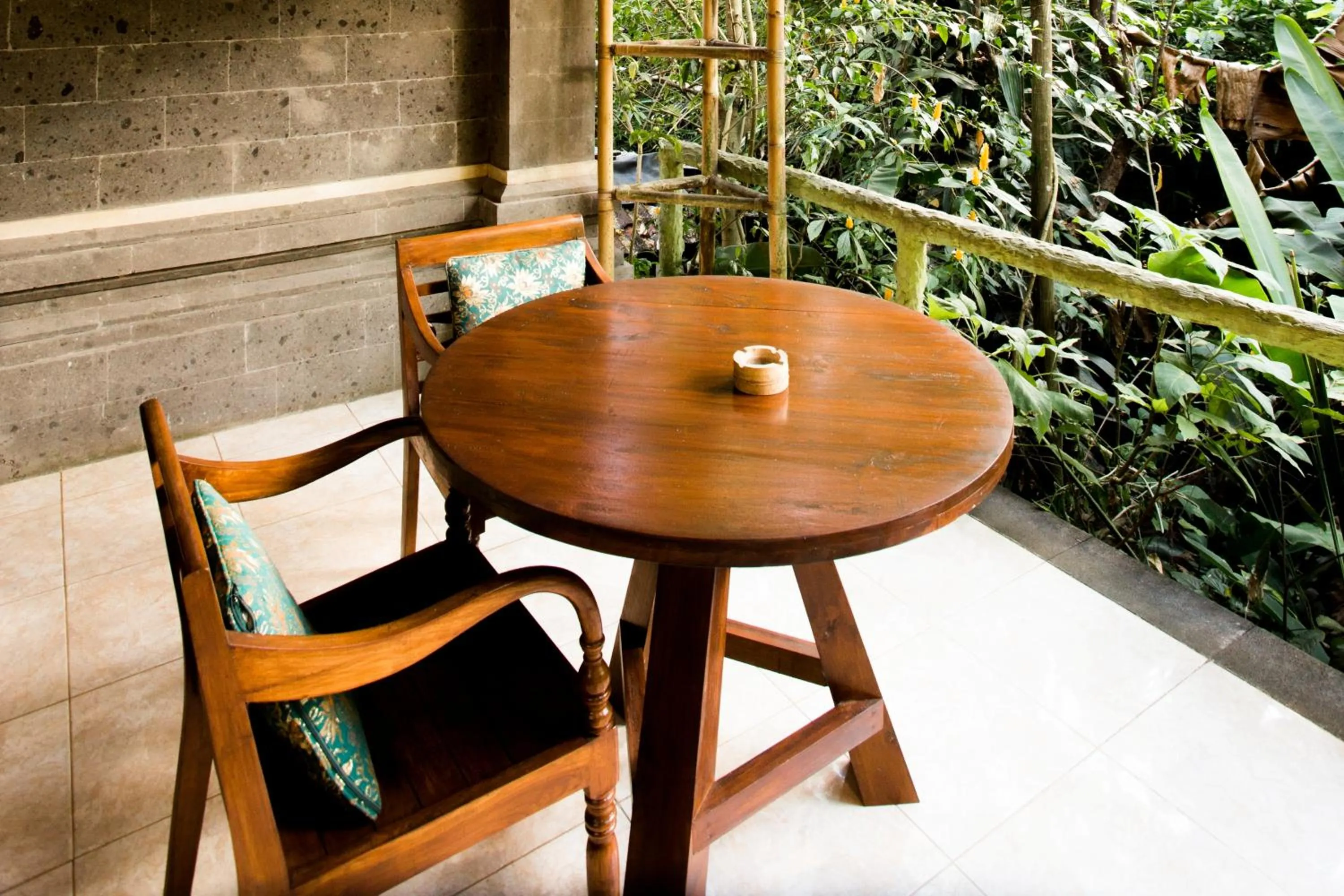 Patio in Bali Asli Lodge by EPS