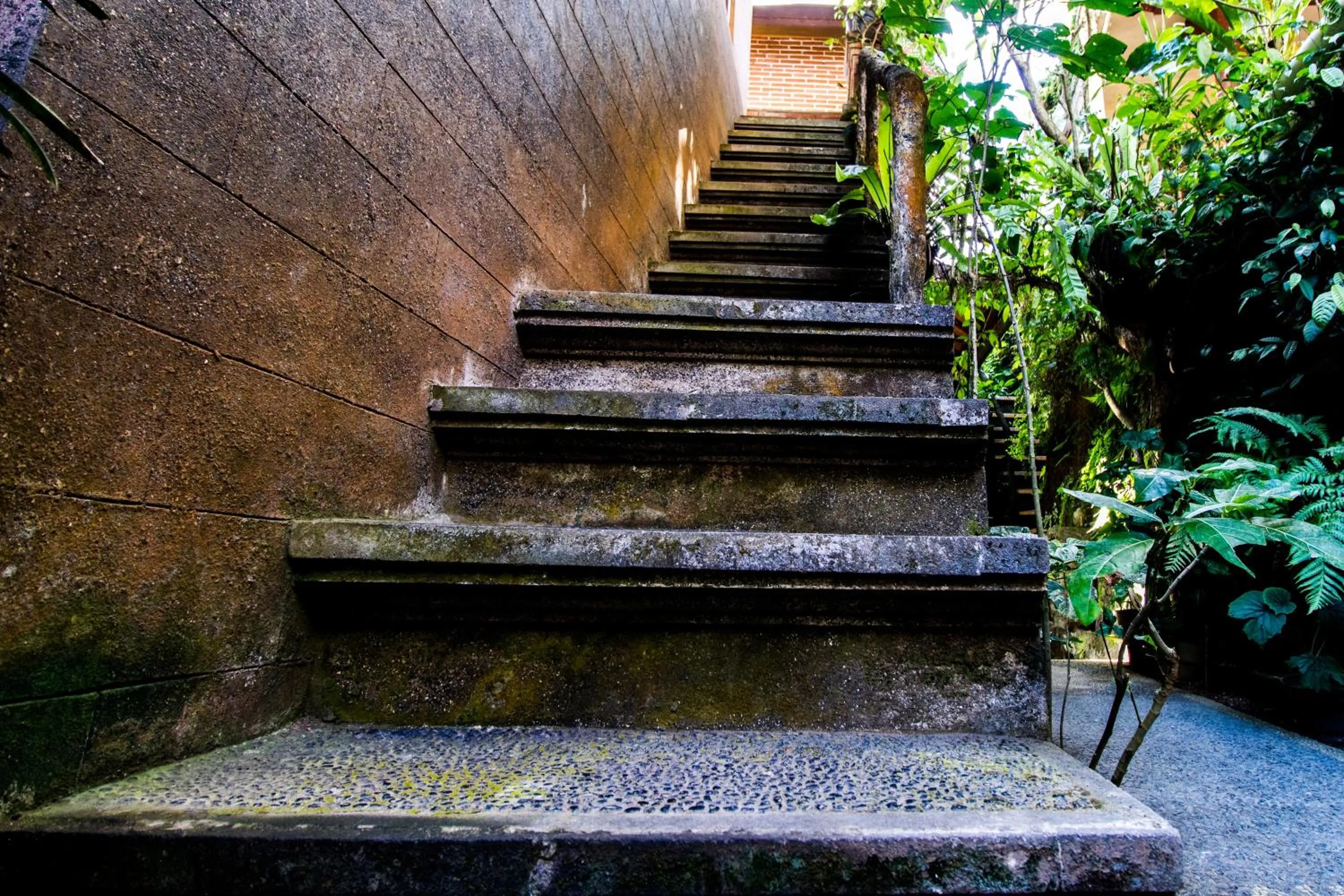 Facade/entrance in Bali Asli Lodge by EPS