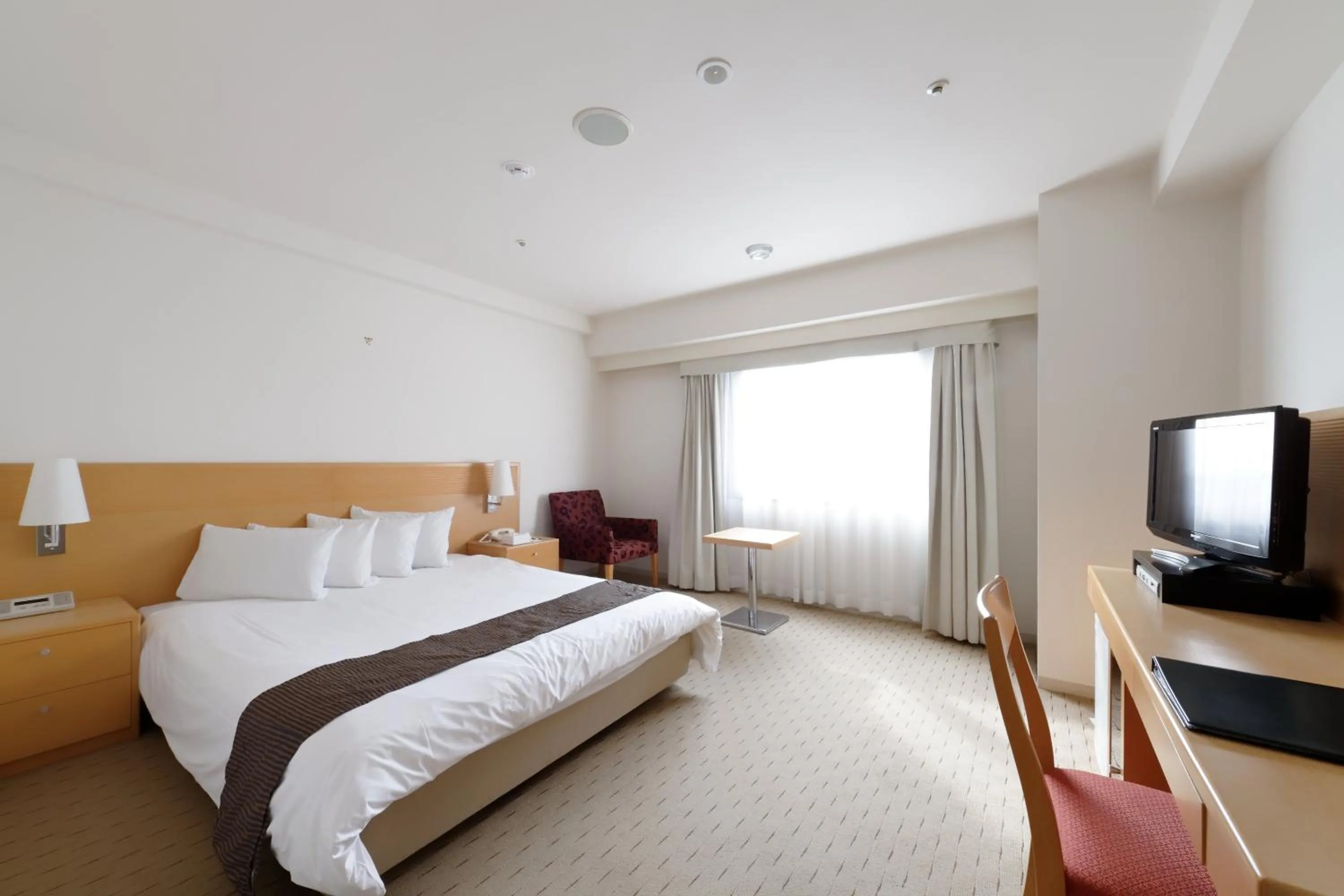 Photo of the whole room, Bed in Welco Narita