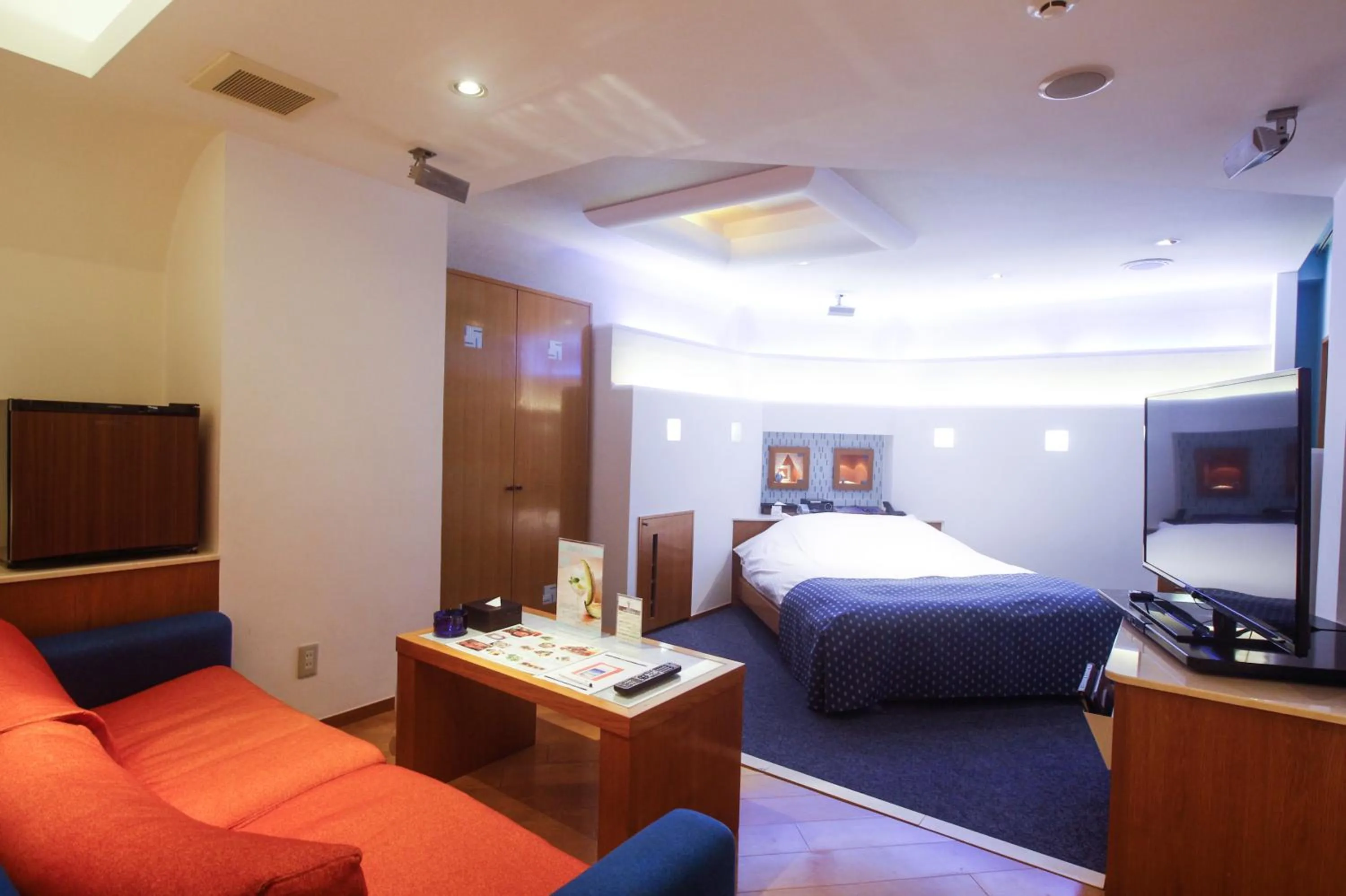 Photo of the whole room, Bed in WATER HOTEL Cy (Audlt Only)