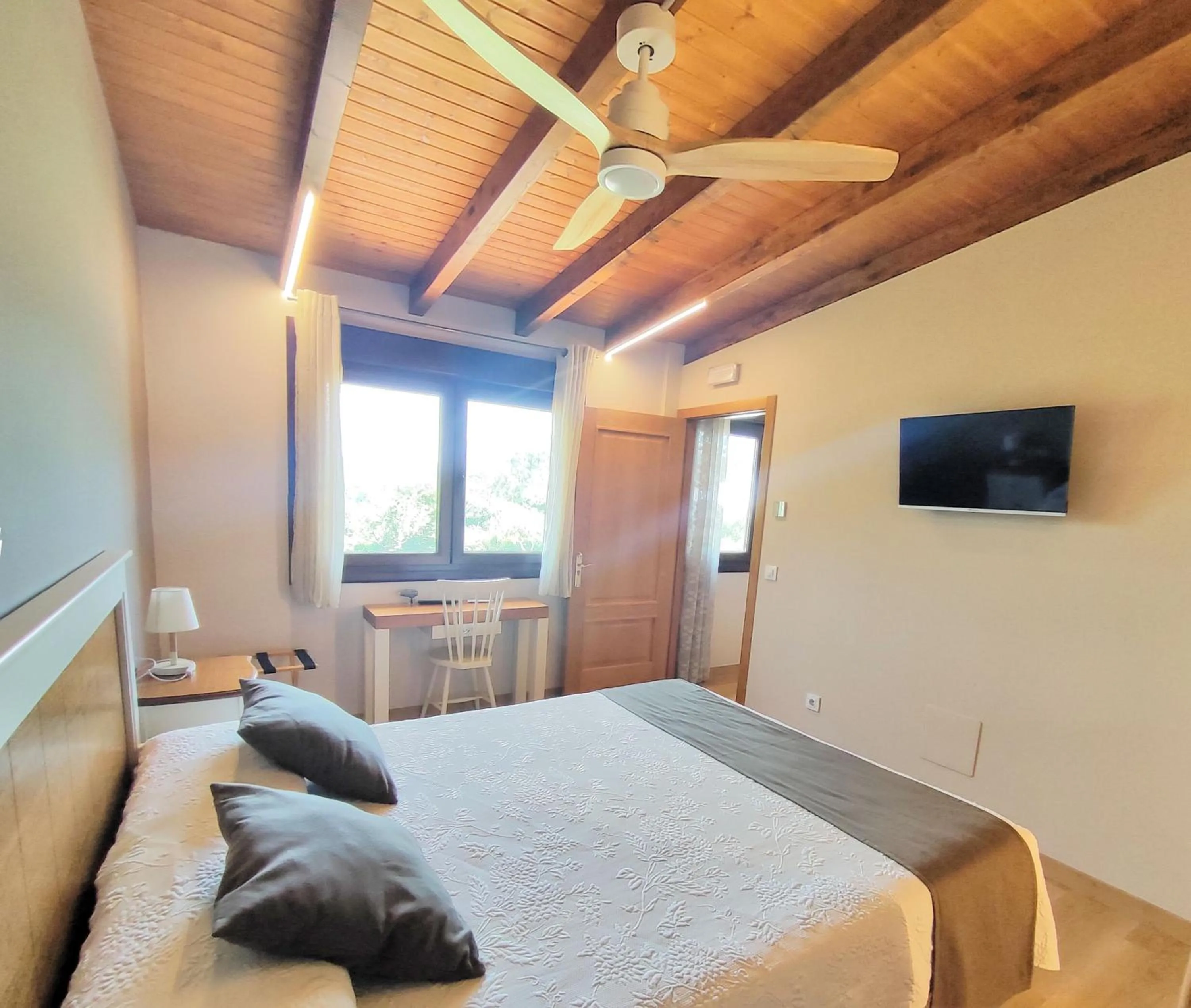 Decorative detail, Bed in A Casa do Folgo Turismo Rural