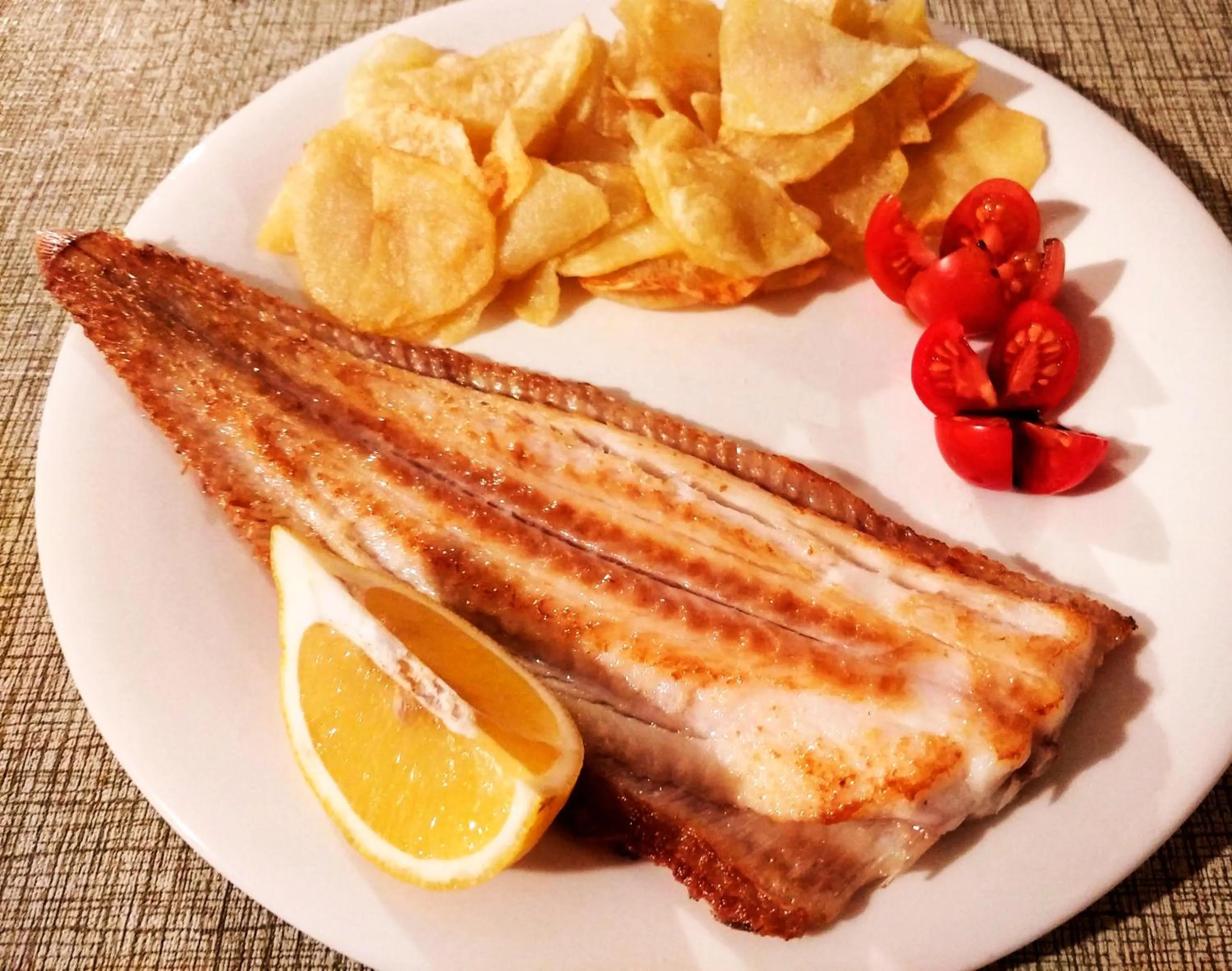 Restaurant/places to eat in A Casa do Folgo Turismo Rural