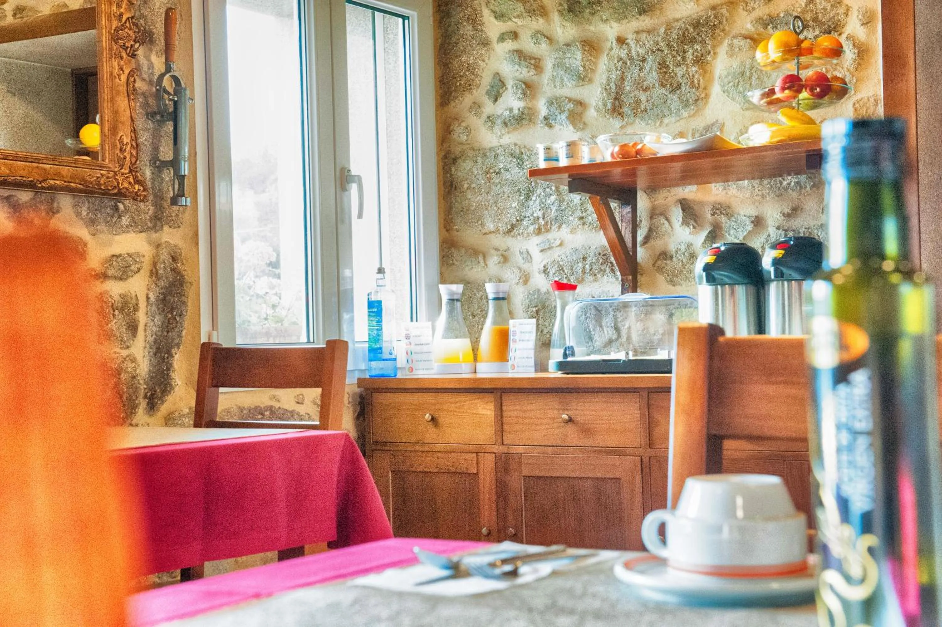 Food and drinks in A Casa do Folgo Turismo Rural