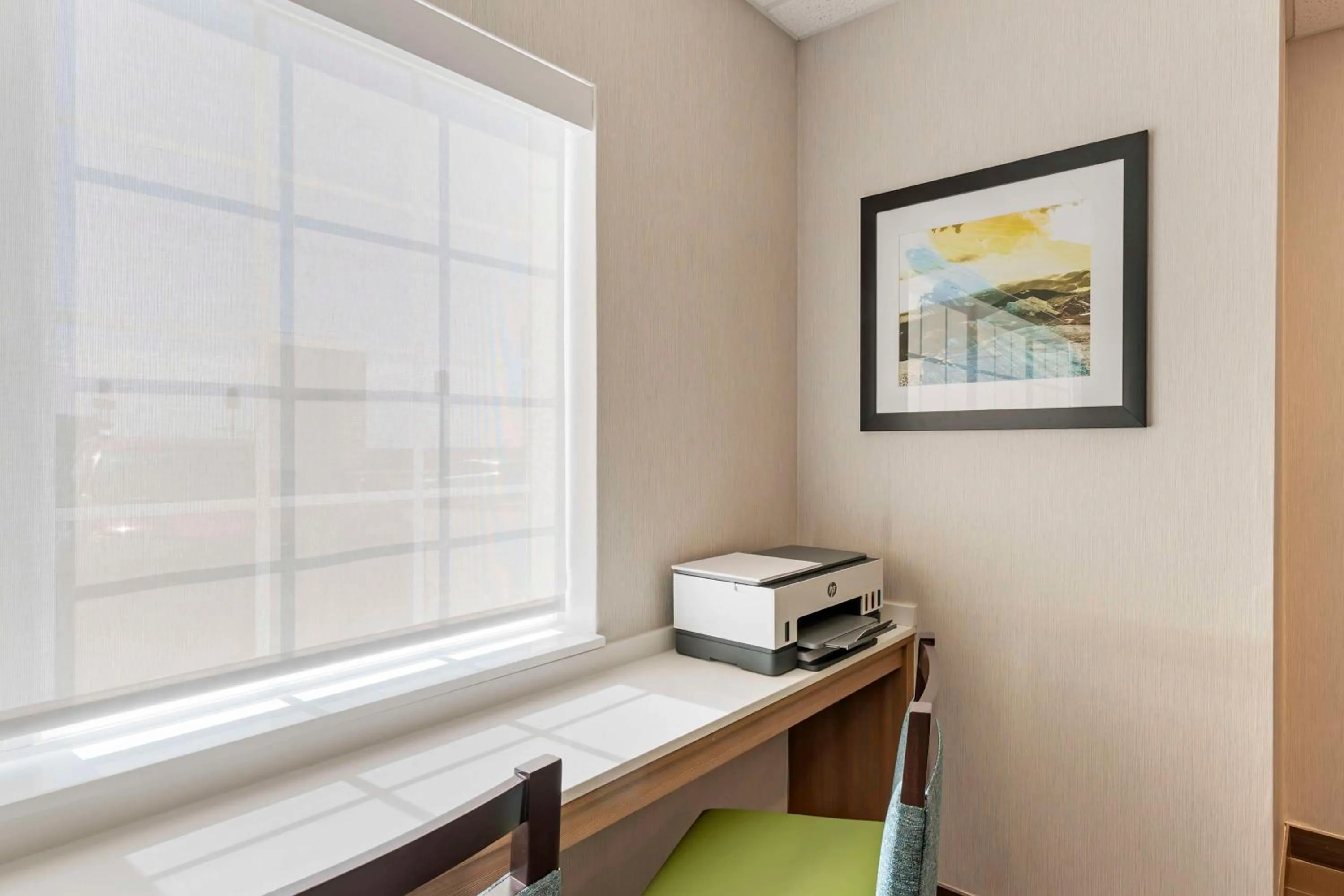 Business facilities in Best Western Limon