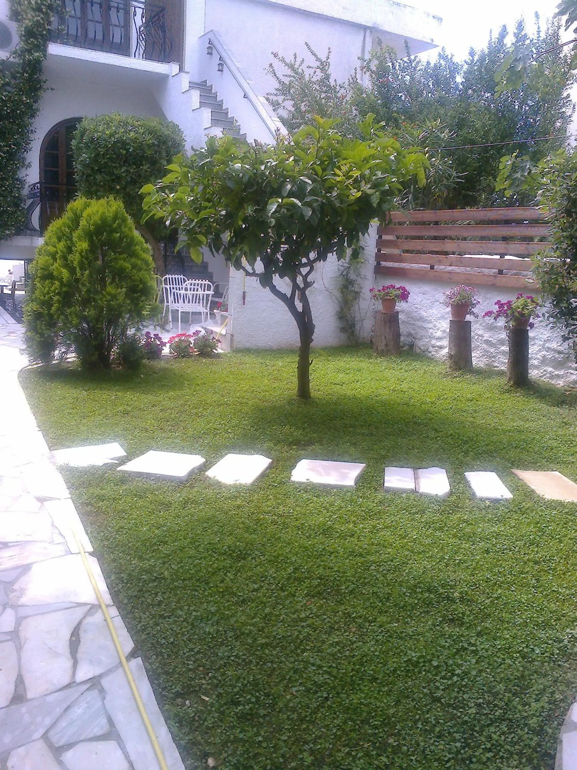 Garden in Villa Belmar Self-Catered Apartments