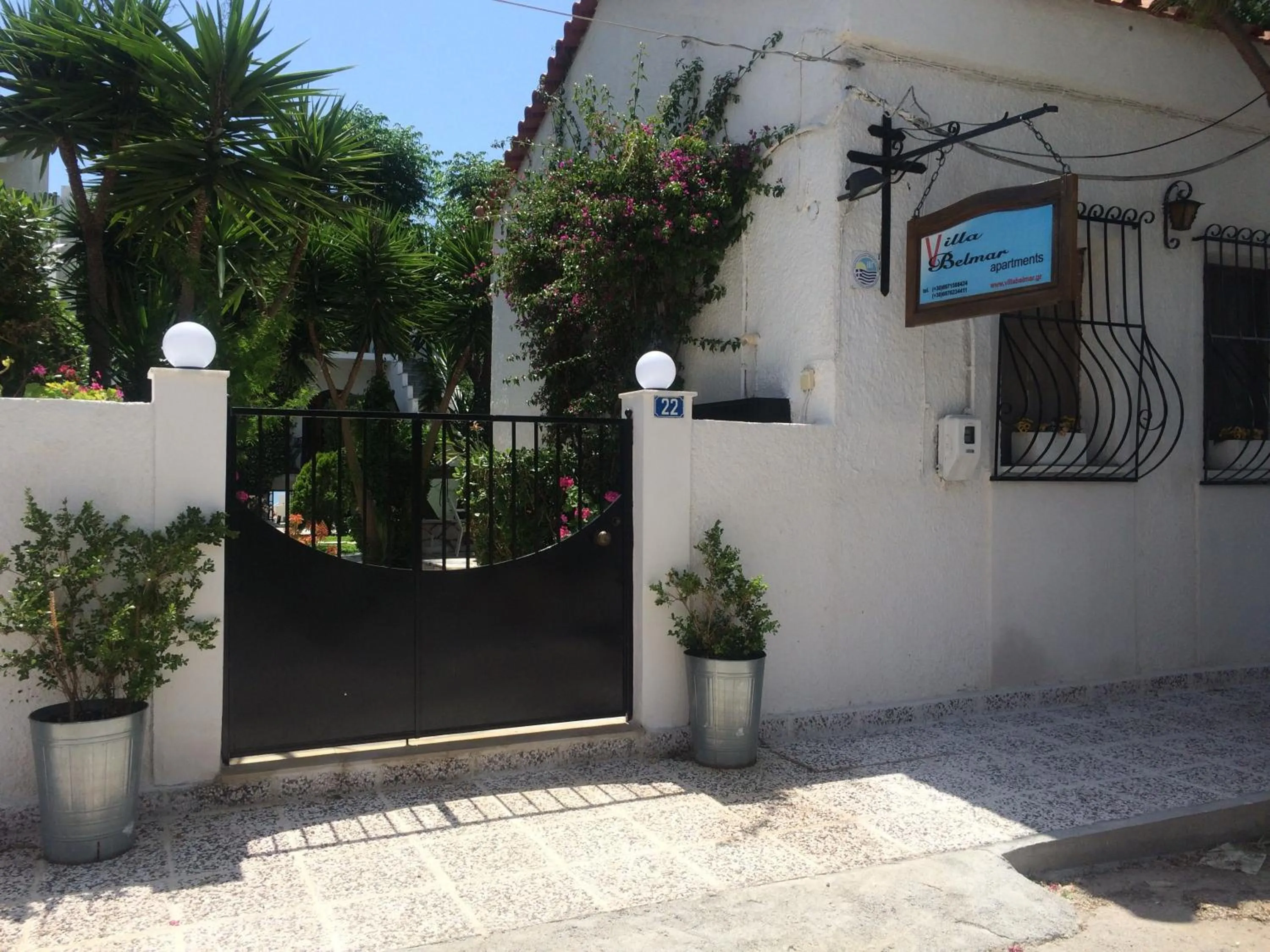Facade/entrance in Villa Belmar Self-Catered Apartments