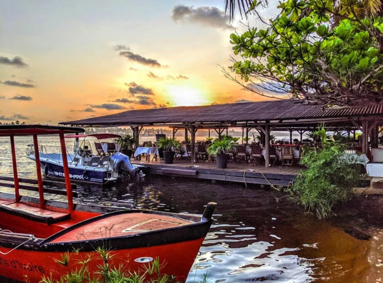 Restaurant/places to eat in Hotel Coucoue Lodge