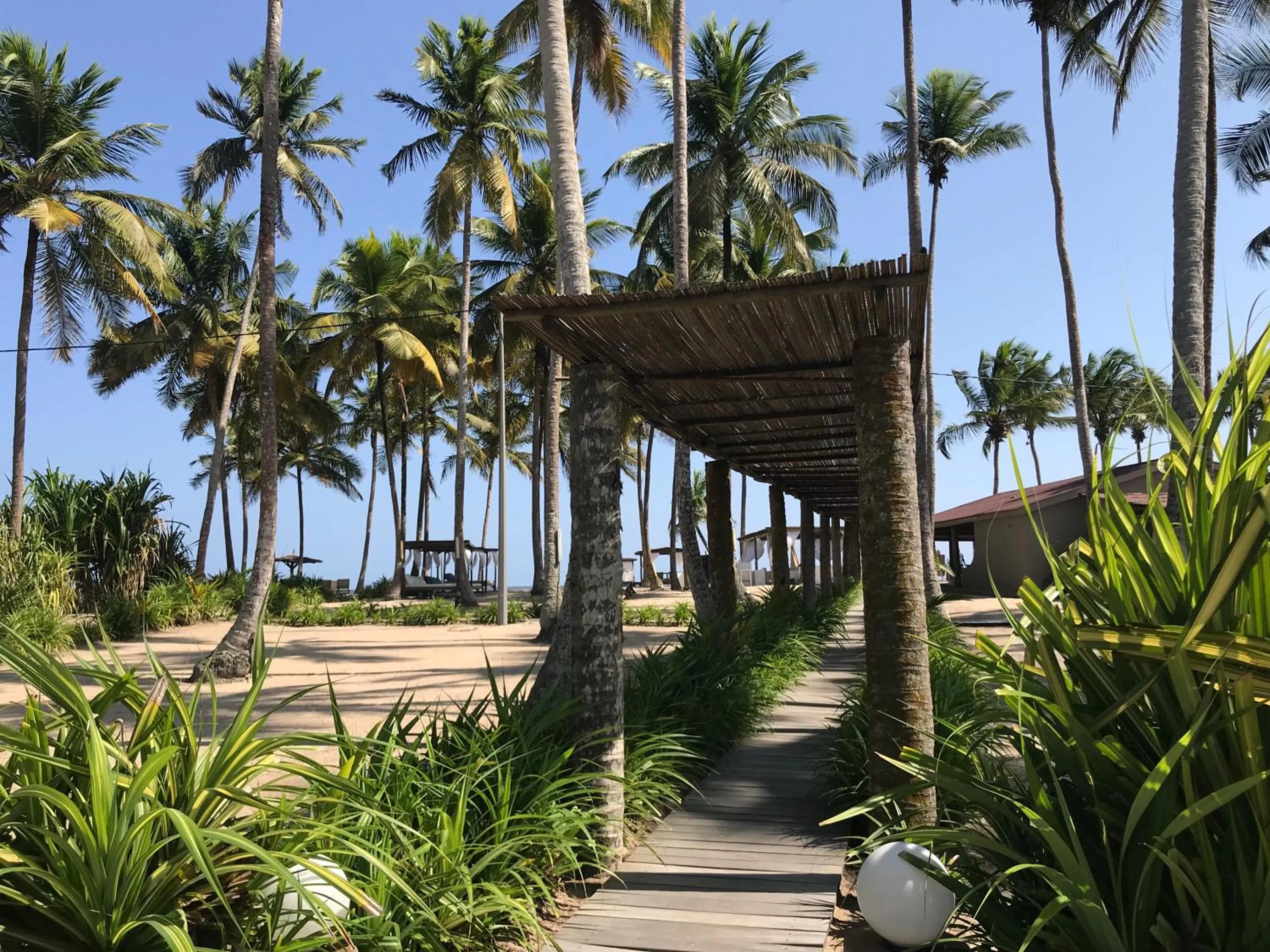 Beach in Hotel Coucoue Lodge