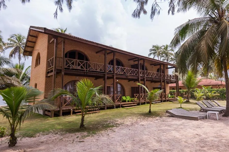 Property building in Hotel Coucoue Lodge