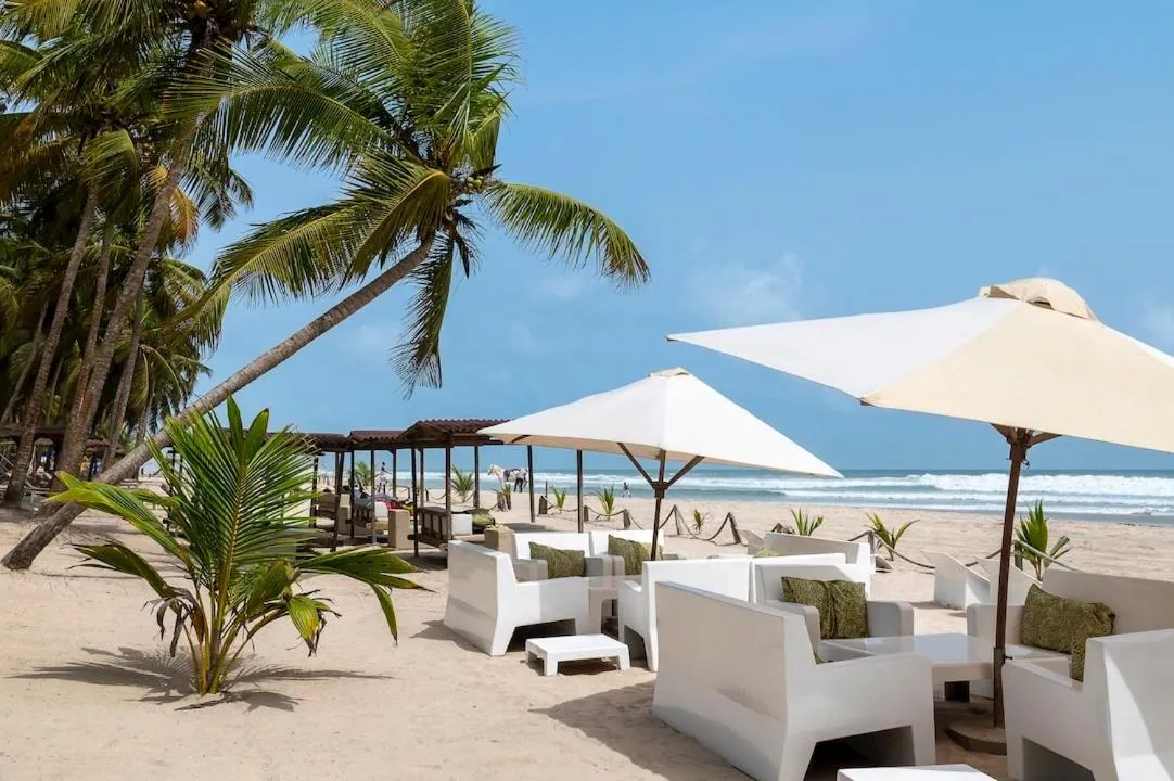 Restaurant/places to eat in Hotel Coucoue Lodge