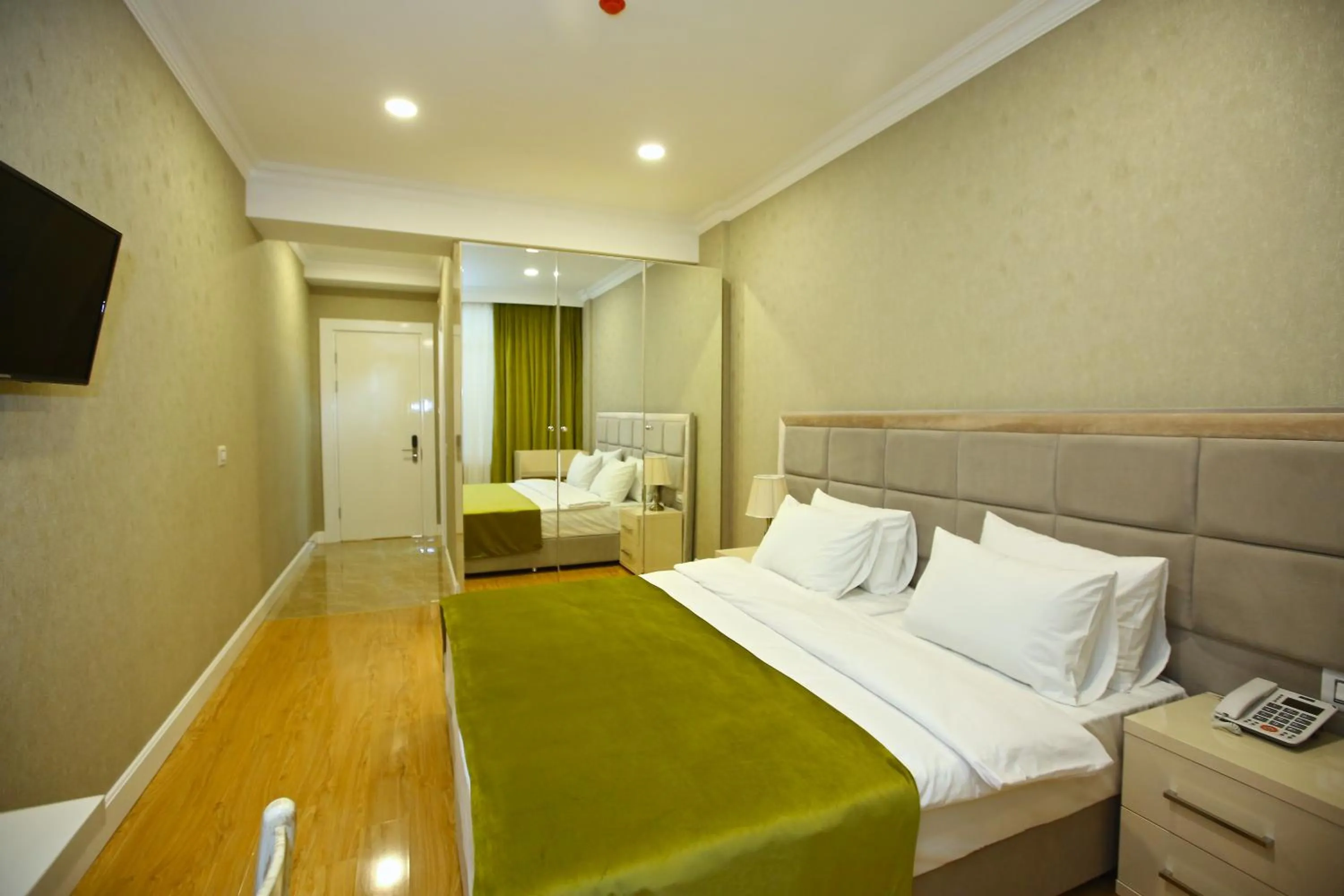 Bed in Rusel Hotel