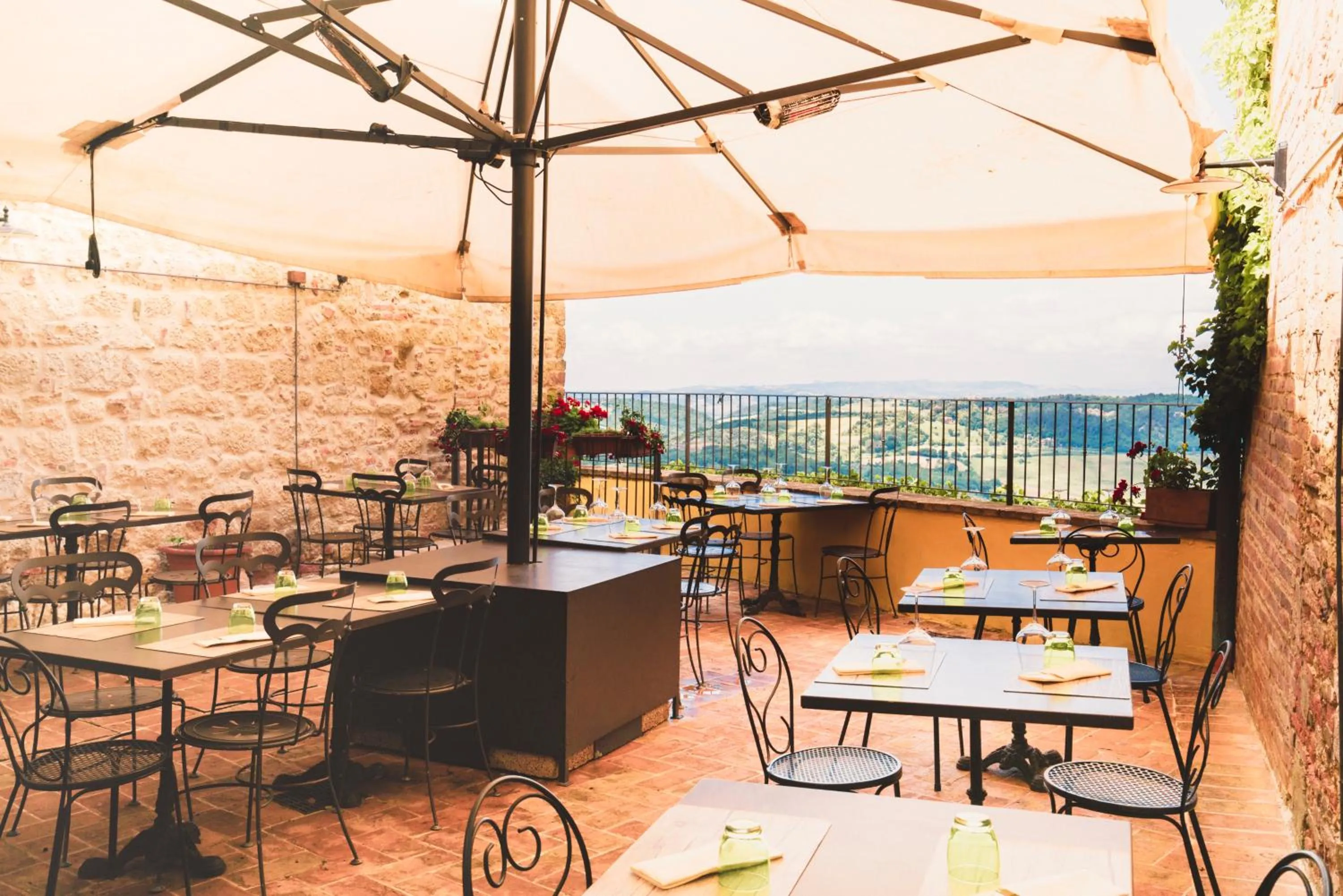 Osteria Del Borgo B&B