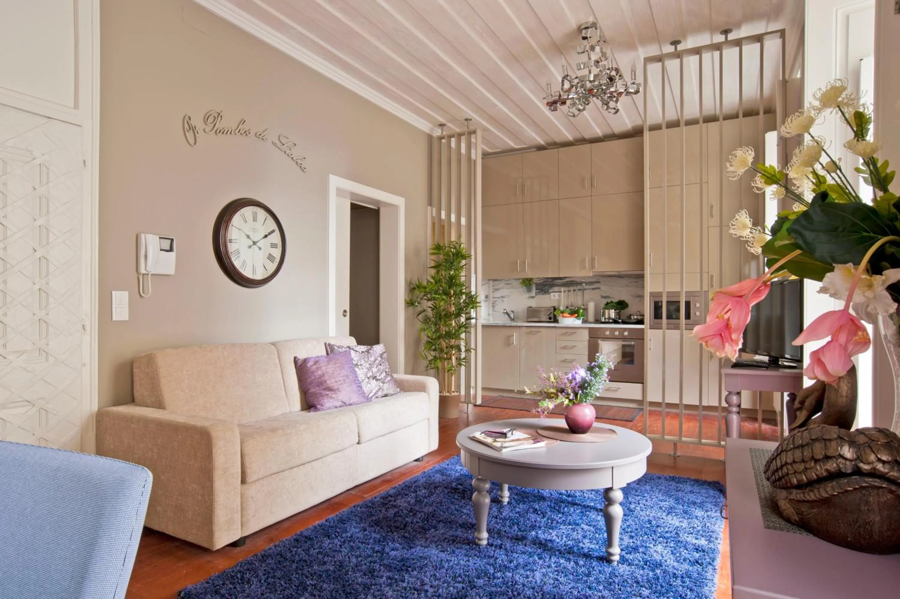 Living room in Lisbon Colours Bairro Alto Apartments