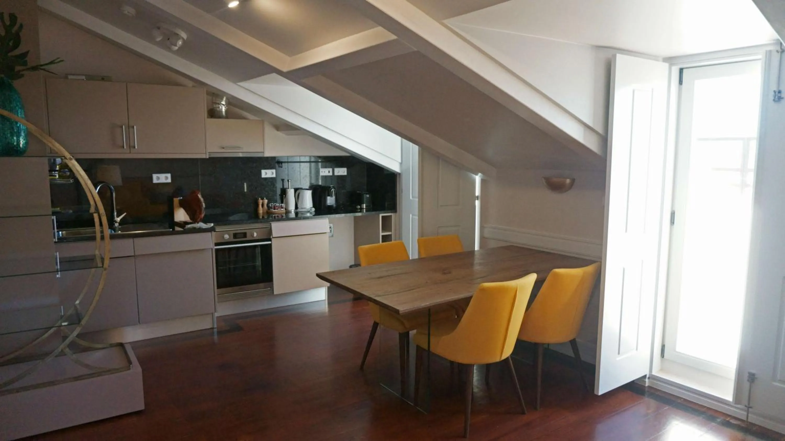 Kitchen or kitchenette in Lisbon Colours Bairro Alto Apartments