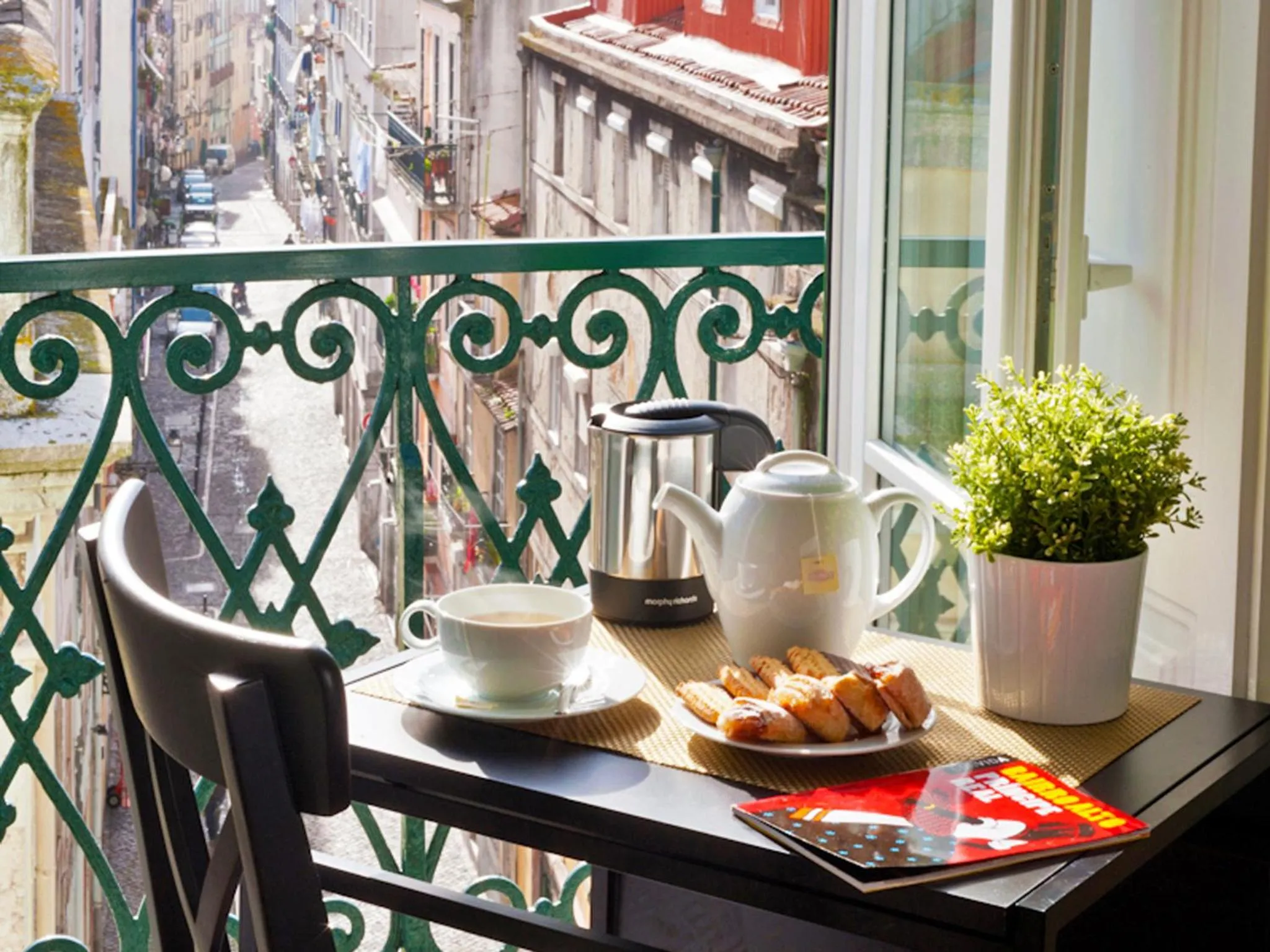 Balcony/Terrace in Lisbon Colours Bairro Alto Apartments