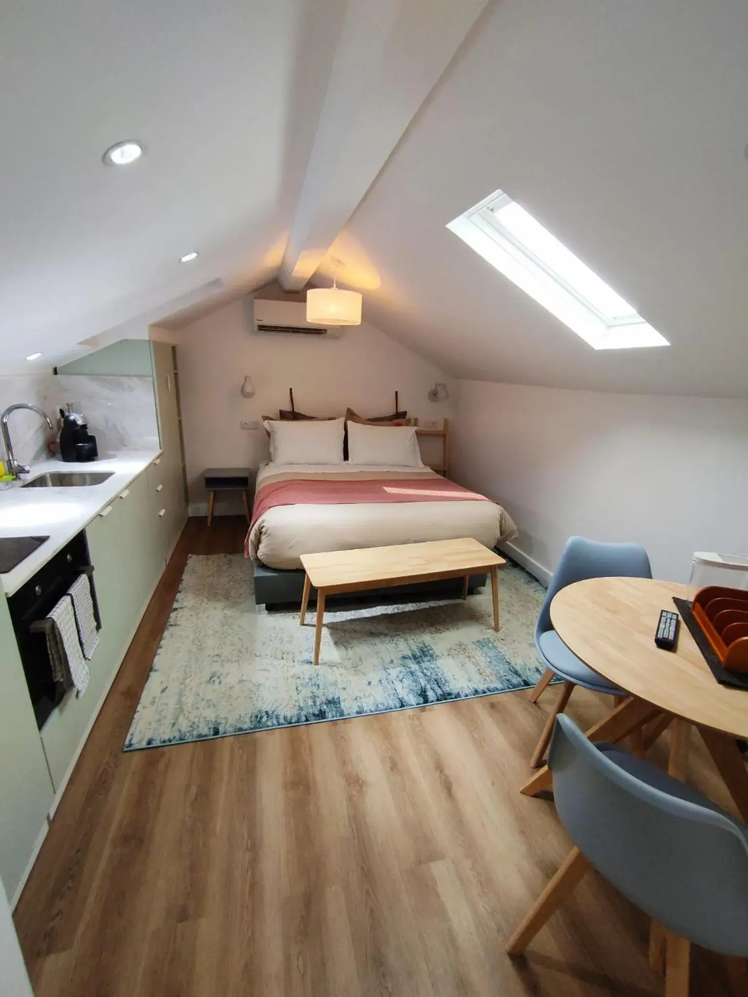 Loft in Lisbon Colours Bairro Alto Apartments Loft in Lisbon Colours Bairro Alto Apartments