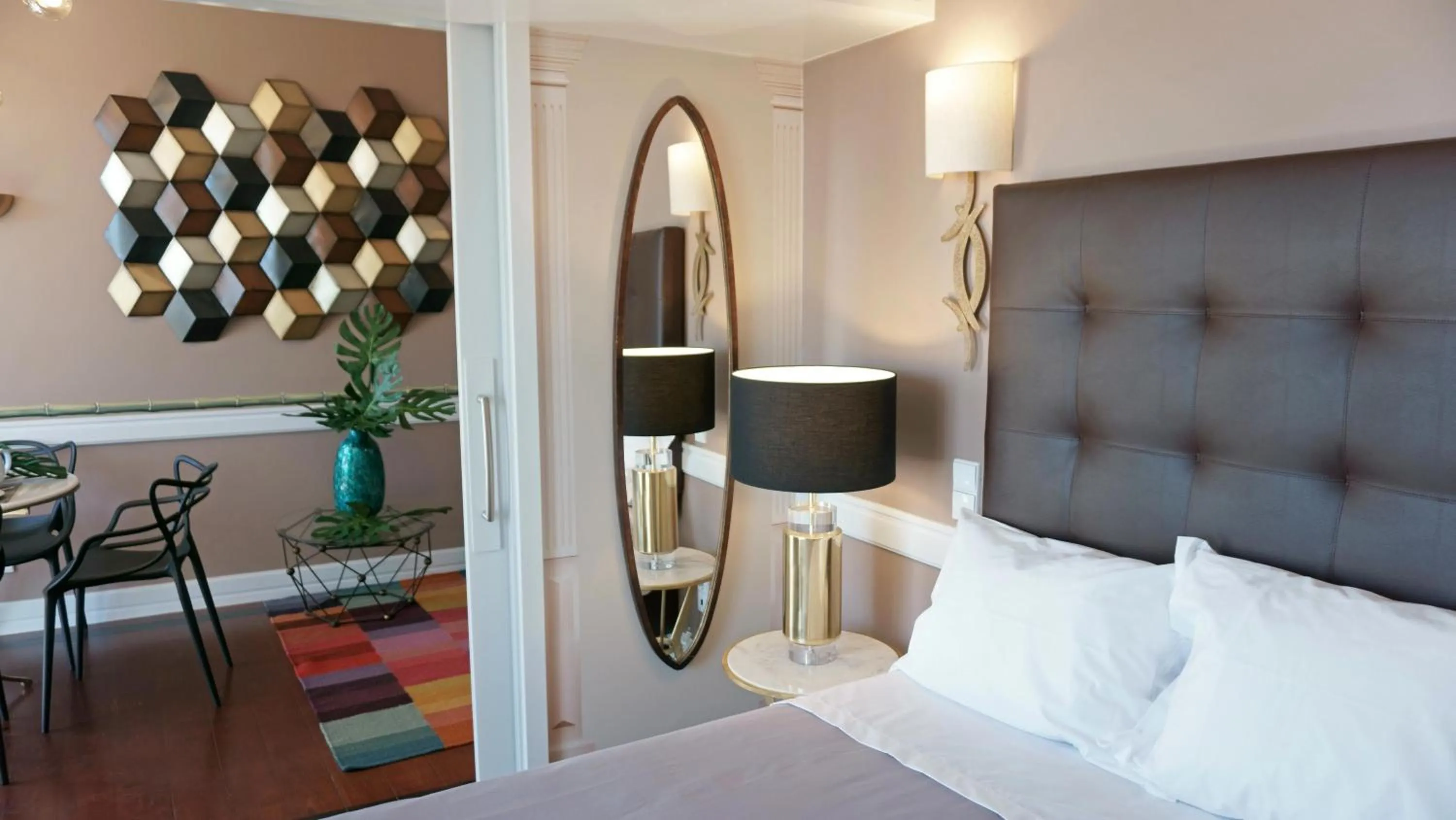 Bed in Lisbon Colours Bairro Alto Apartments