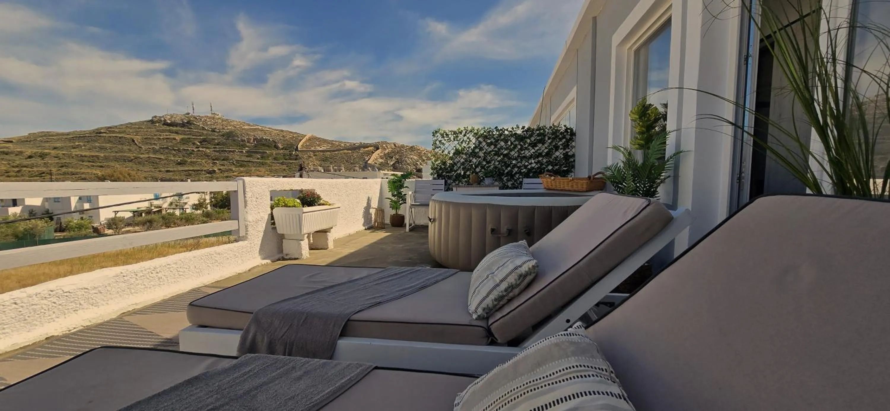 Hot Tub in Syros Holidays