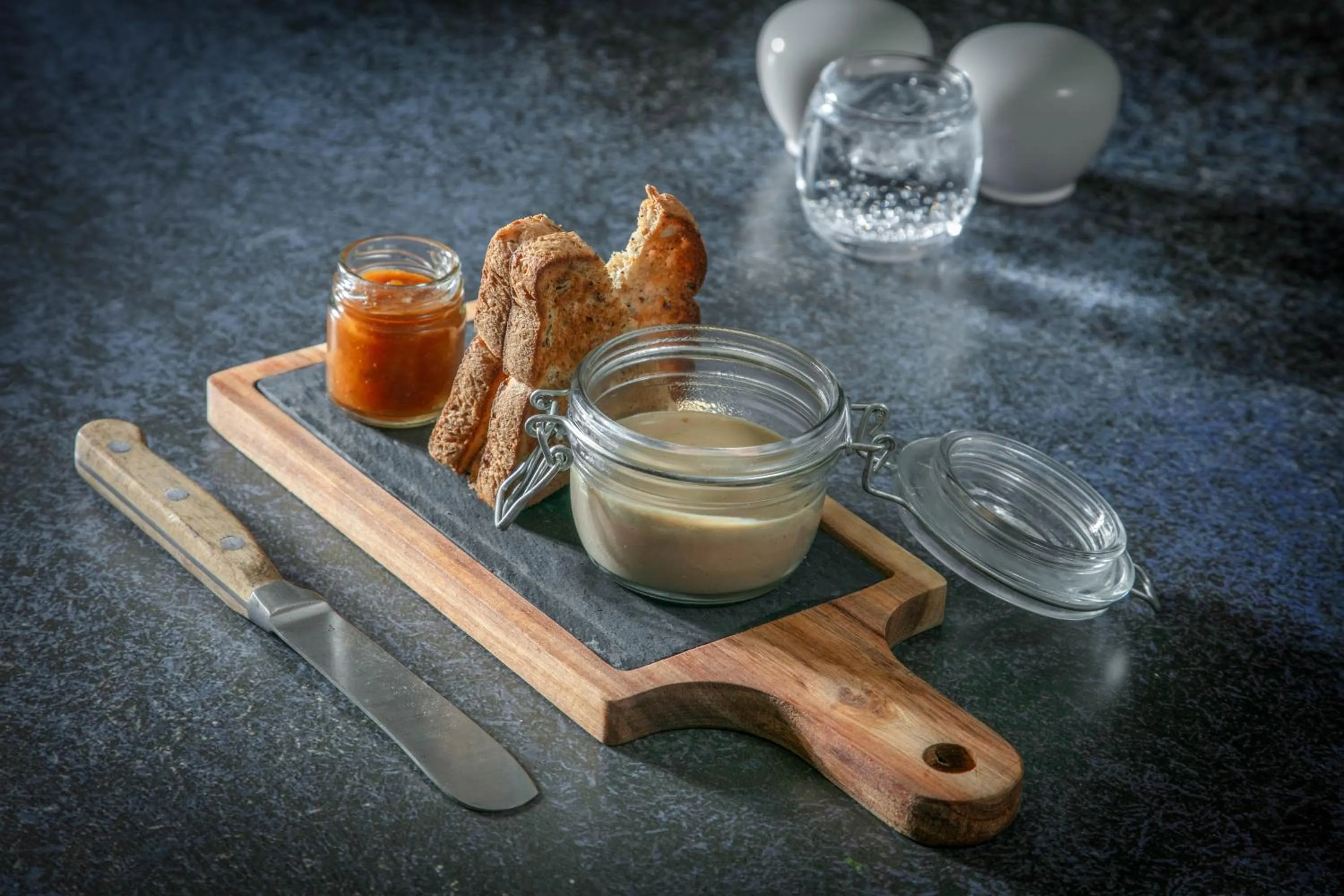 Food and drinks in Garstang Country Hotel & Golf, Sure Hotel Collection