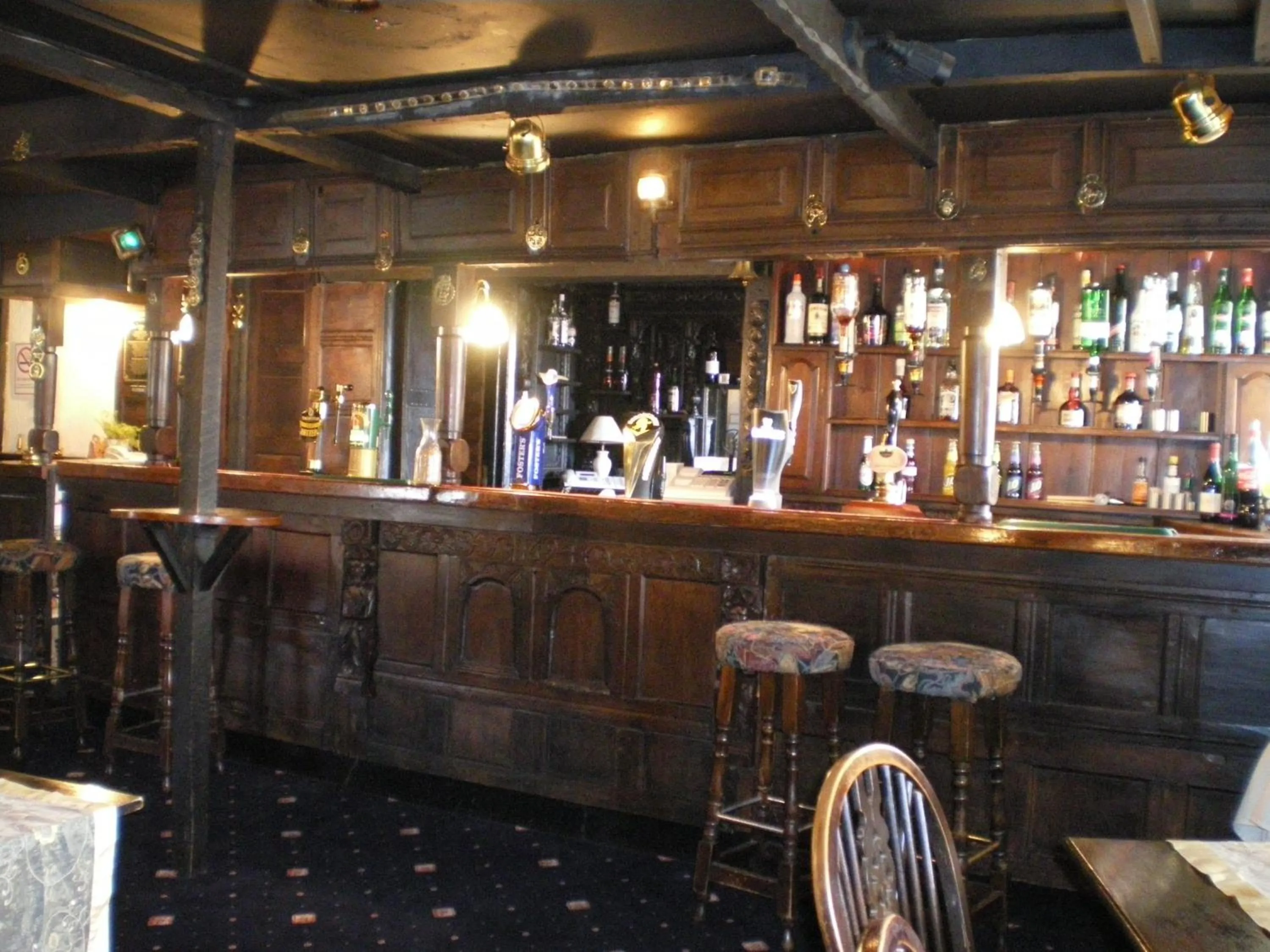 Lounge or bar in String Of Horses