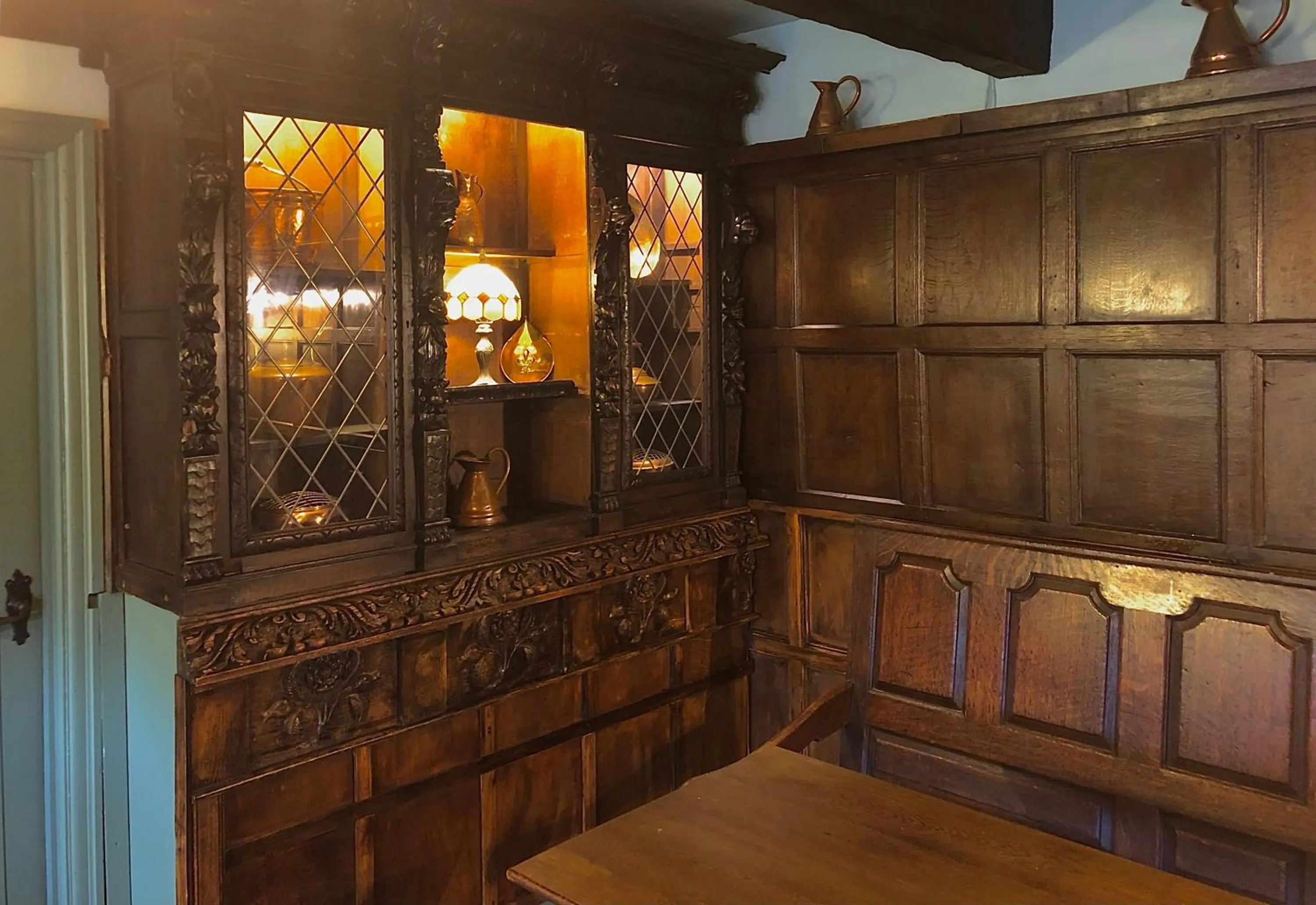 Lobby or reception in String Of Horses