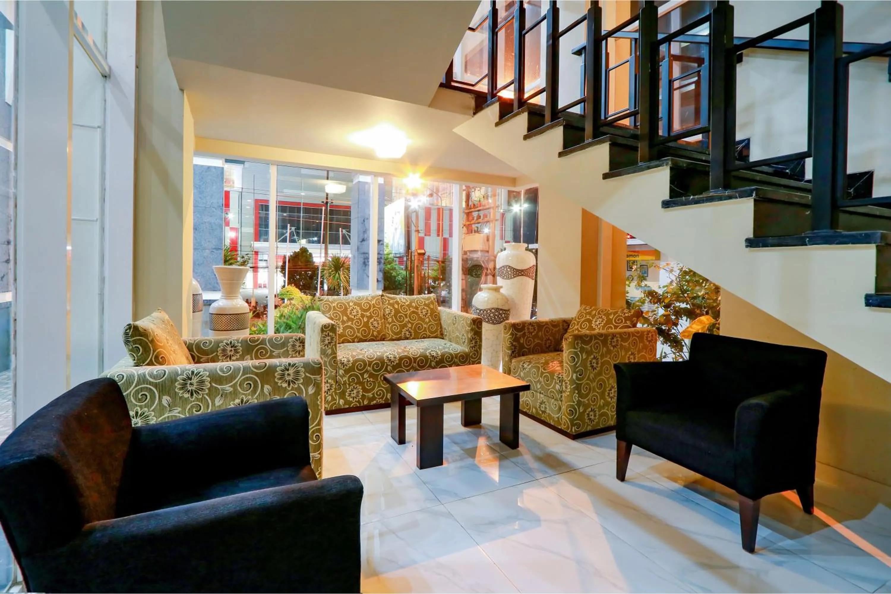 Lobby or reception in Hotel Dafam Pekalongan