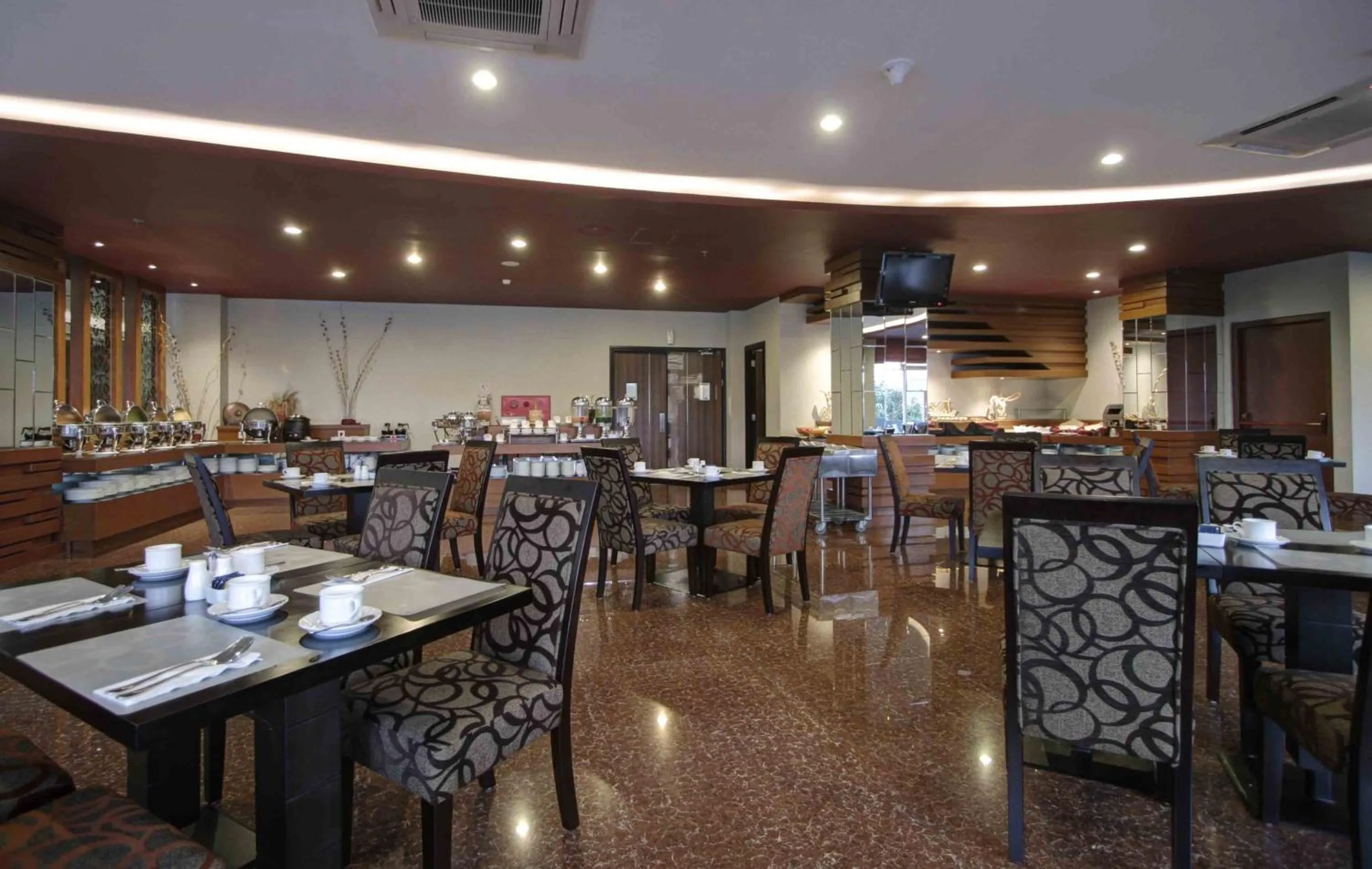 Restaurant/places to eat in Hotel Dafam Pekalongan