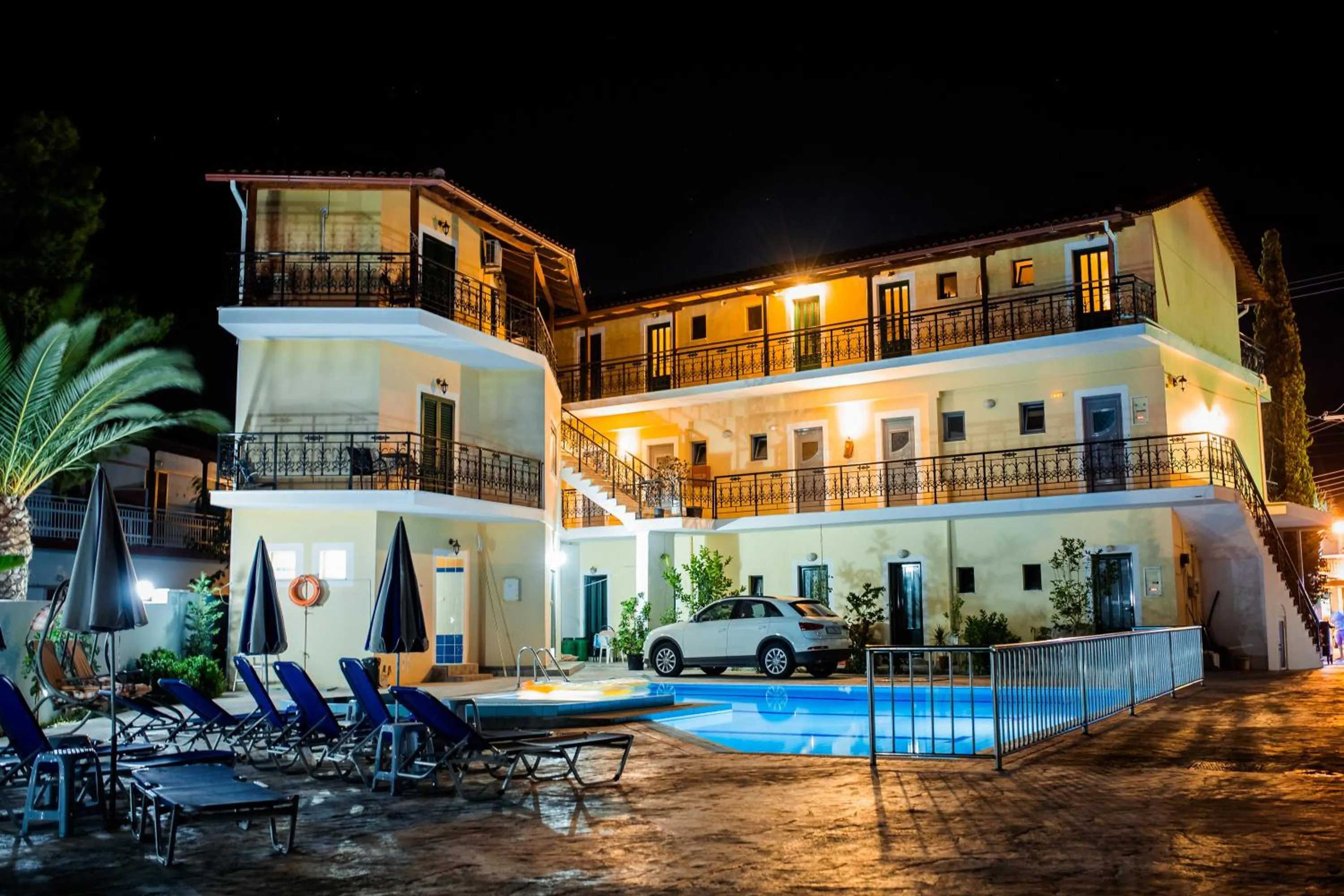 Property building in La caretta