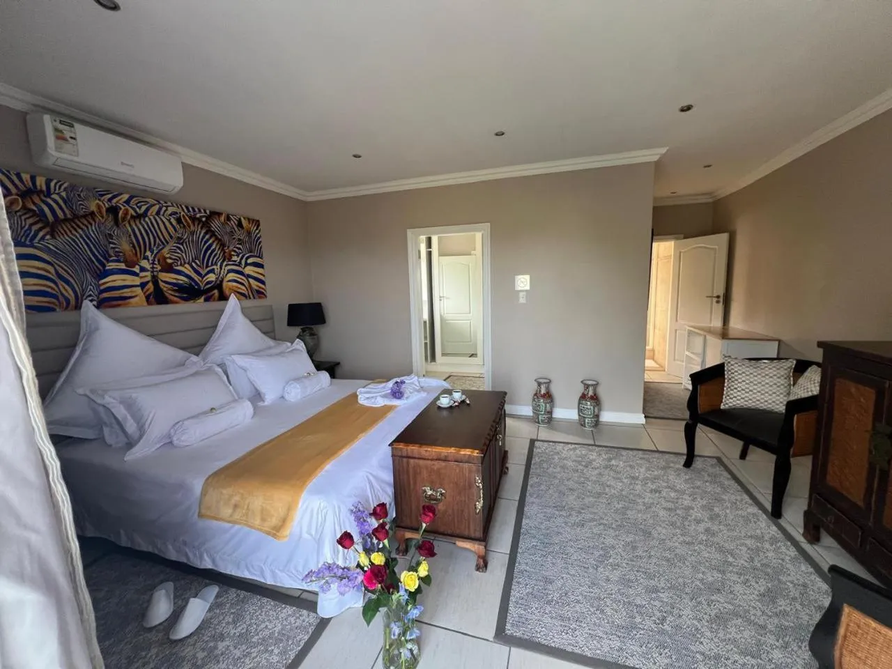 Photo of the whole room, Bed in Seaview Manor Exquisite Bed & Breakfast