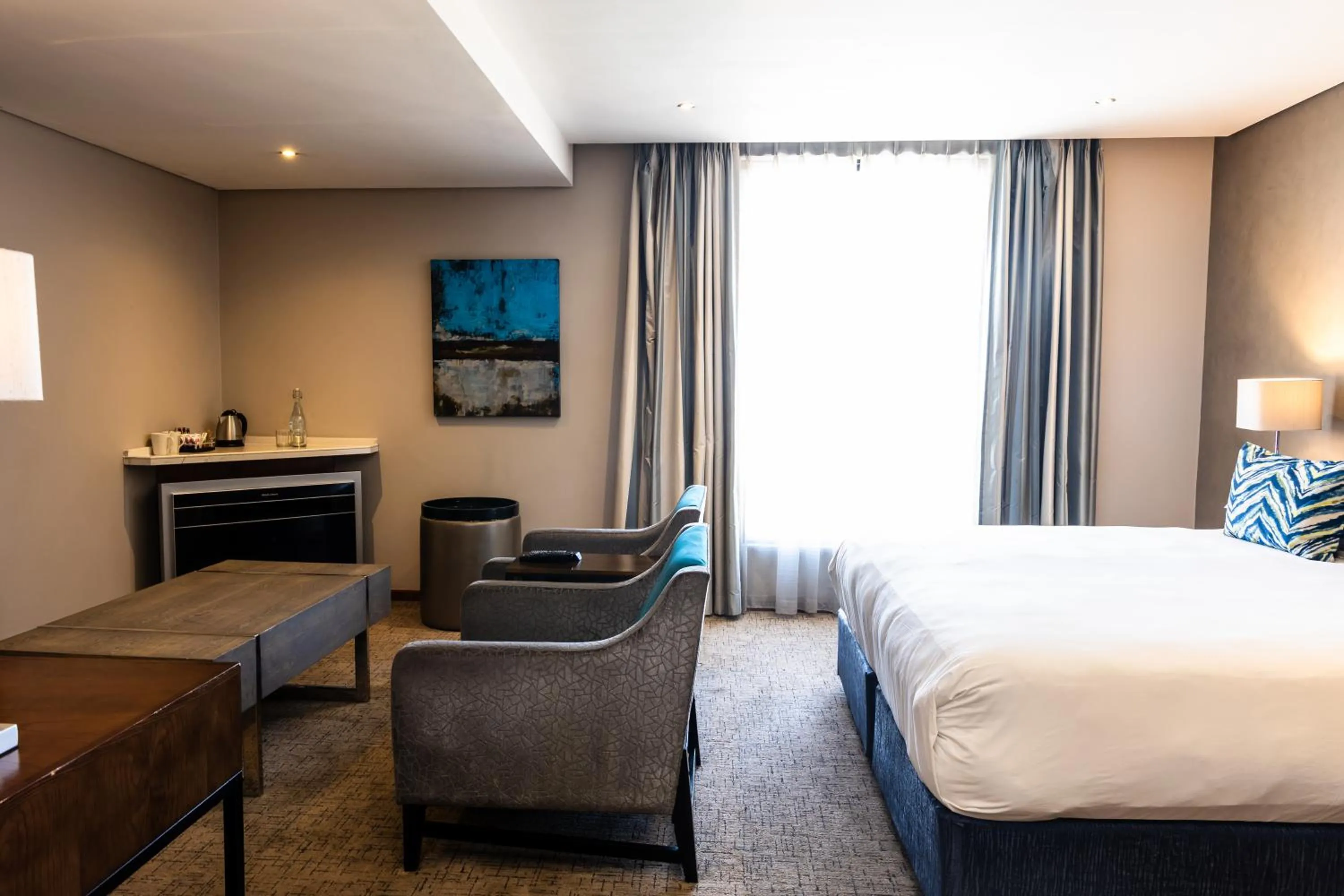 Bedroom, Bed in Premier Splendid Inn Bloemfontein