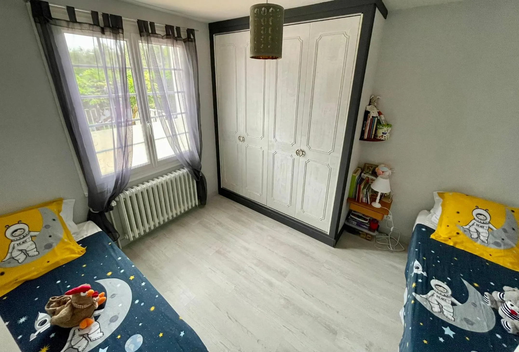 Photo of the whole room in Au Nom des Dames, Maison et Table d'Hôtes, près de Chenonceau et du Zoo de Beauval