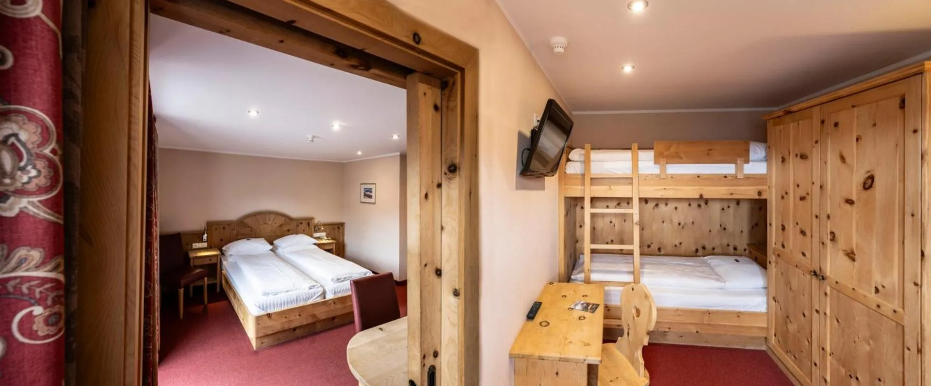 Bedroom, Bed in Berghotel Schlemmer