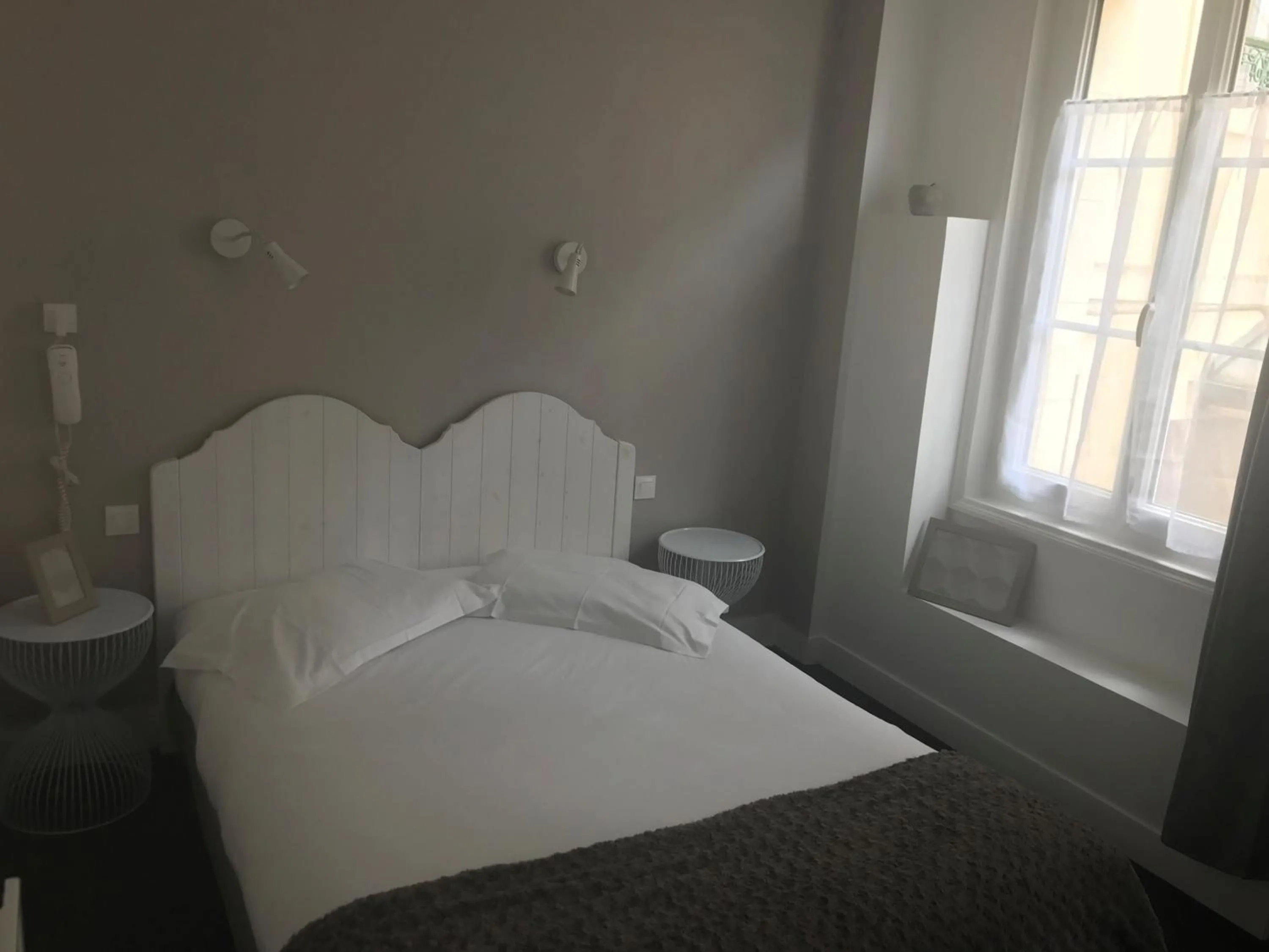 Bed in Hôtel L'Estran