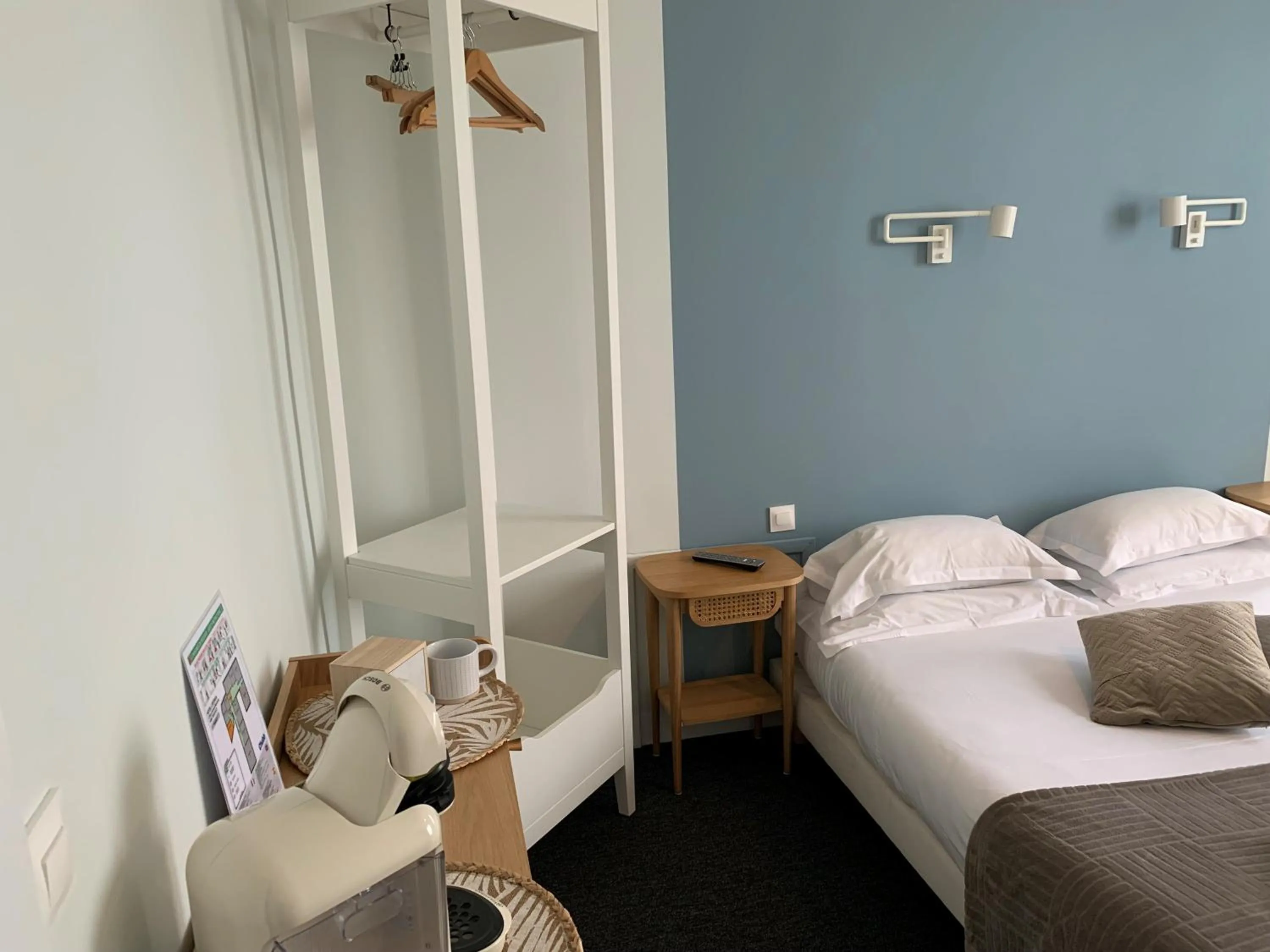 Bed in Hôtel L'Estran