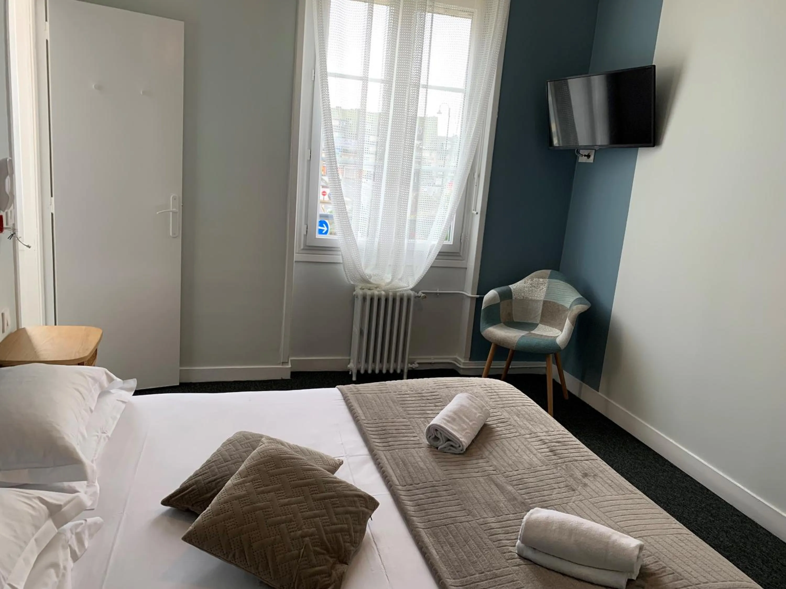 Bed in Hôtel L'Estran