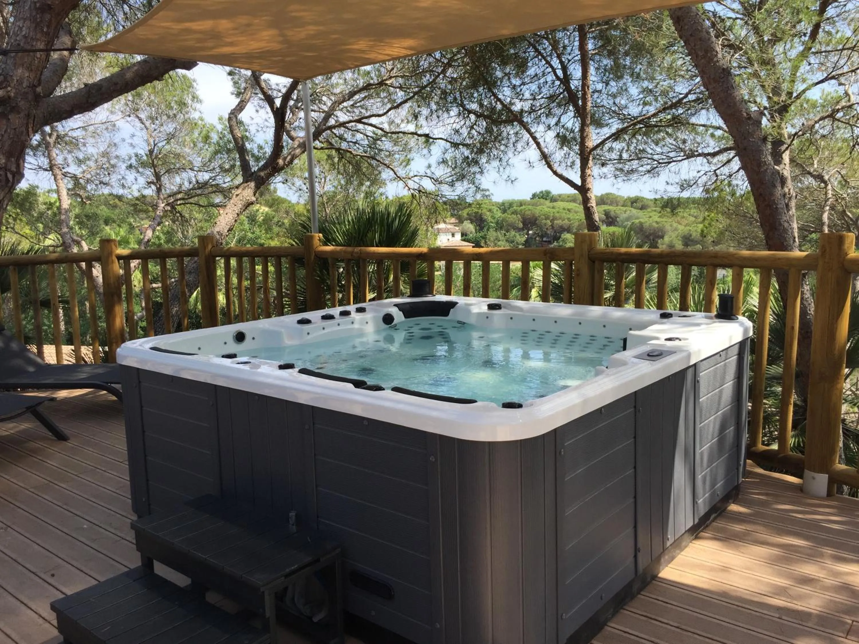 Hot Tub in Residence La Palmeraie