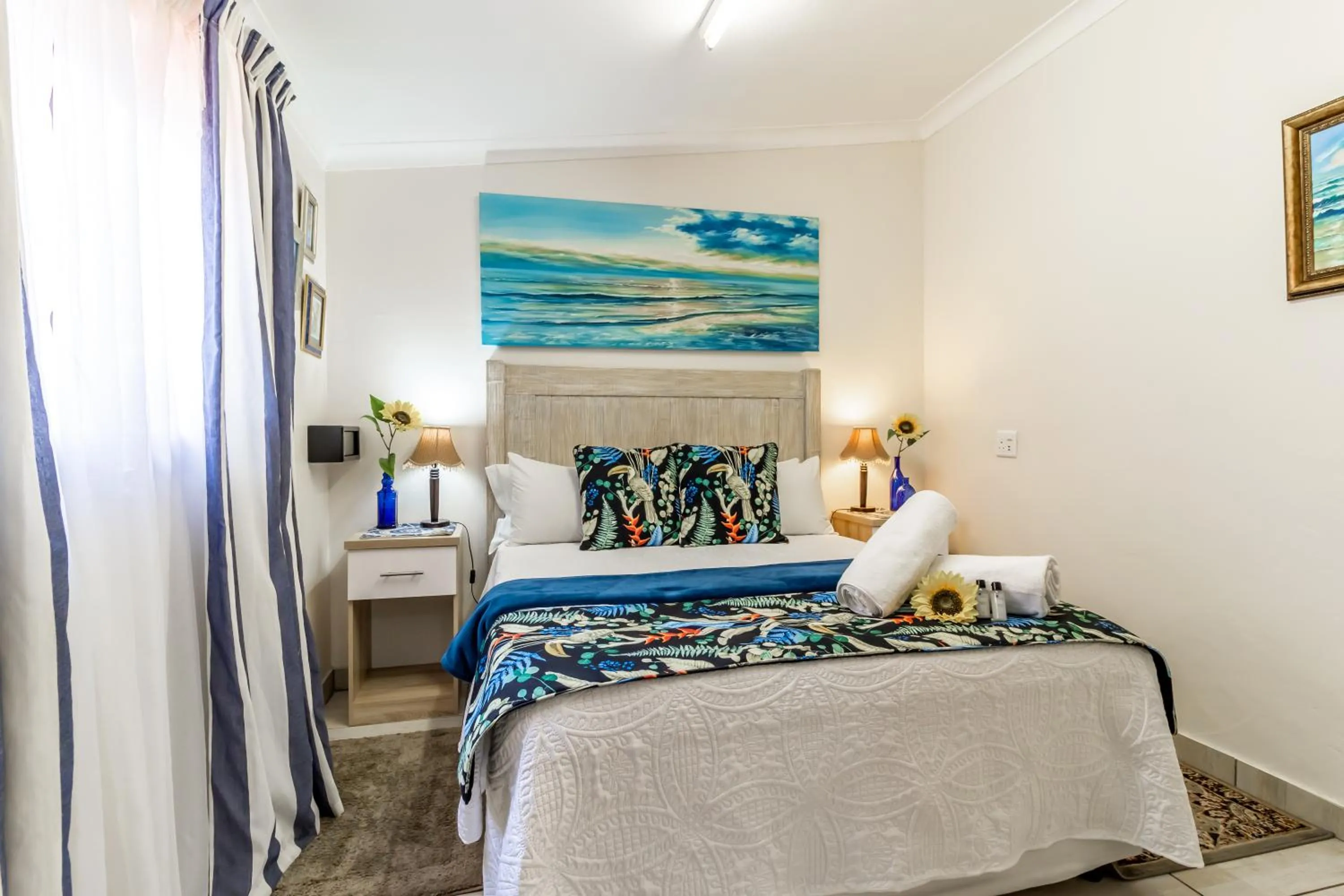 Bedroom, Bed in Berghaan Pretoria