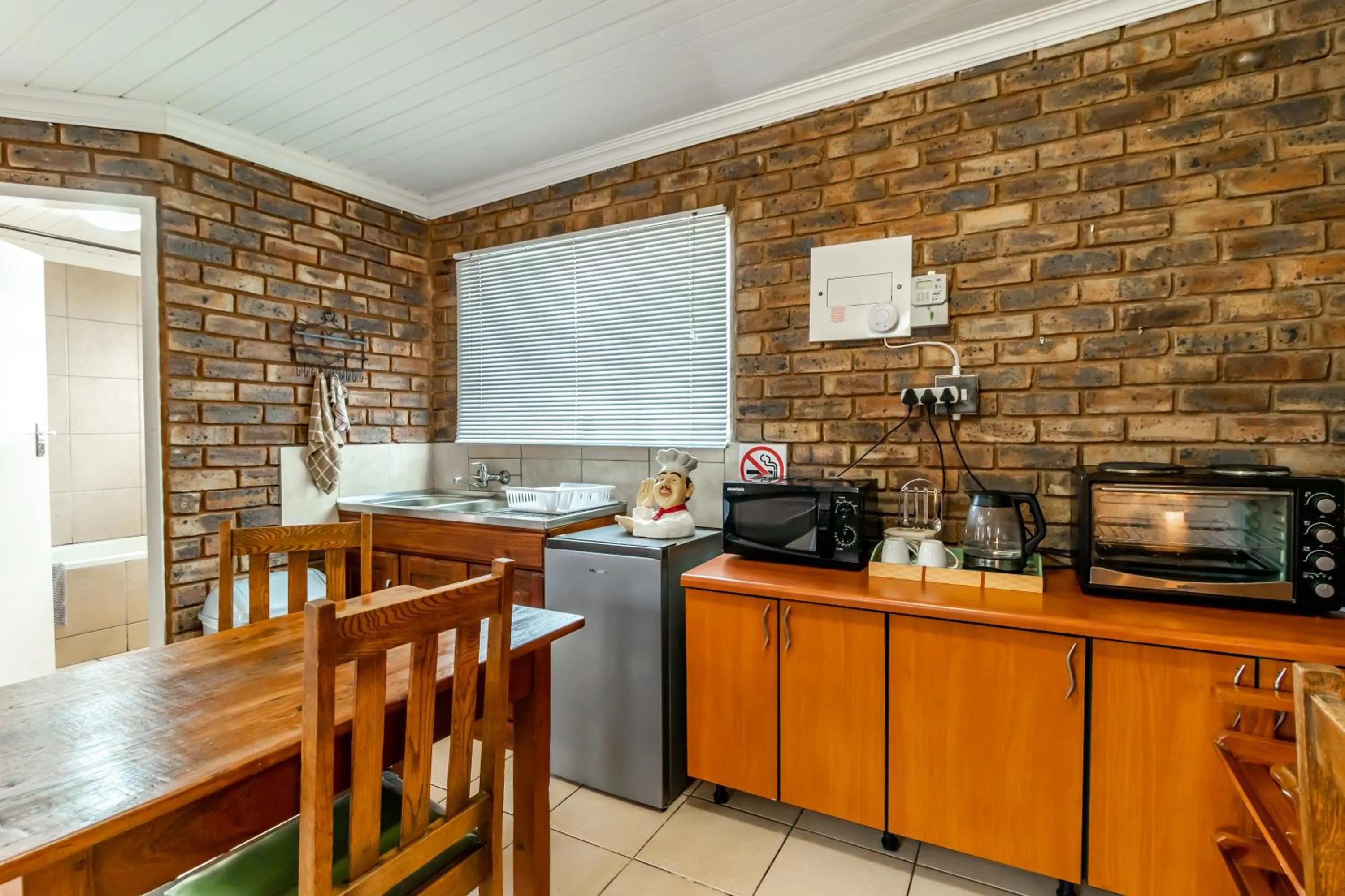 Kitchen or kitchenette in Berghaan Pretoria