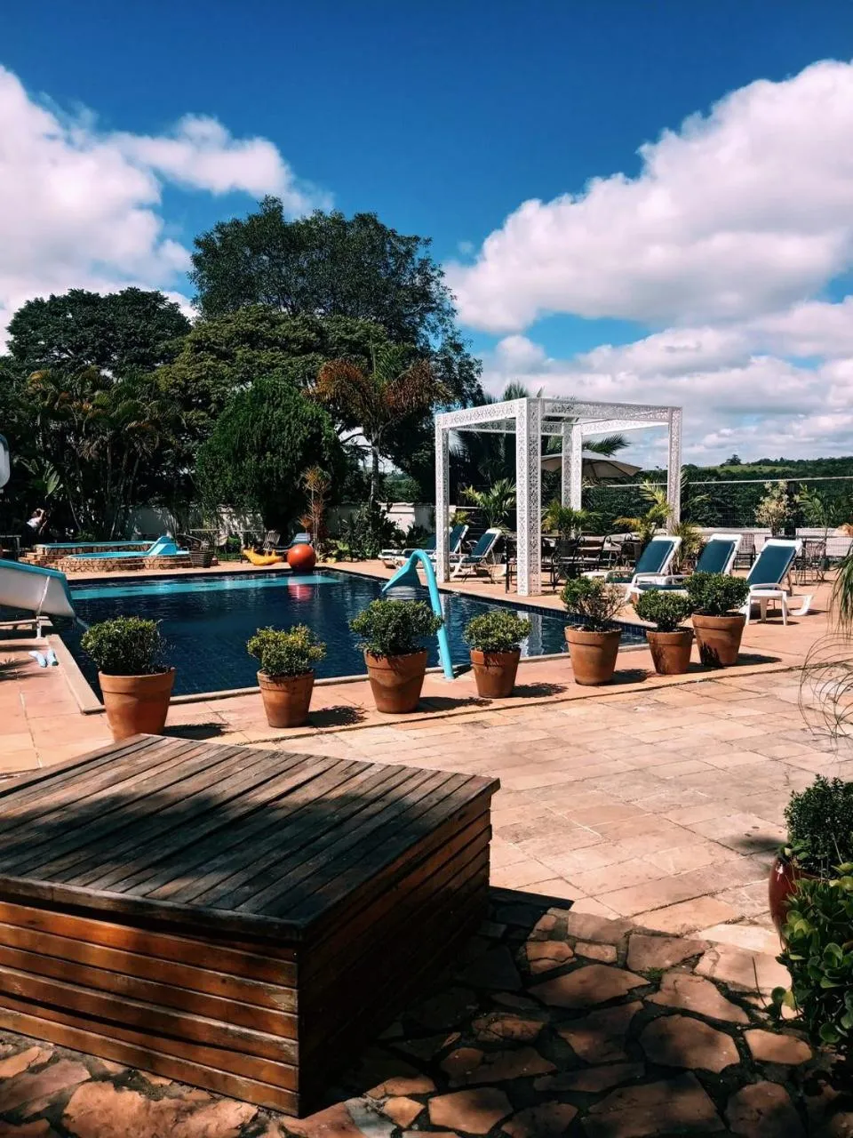 Pool view in Hotel Serra Vista