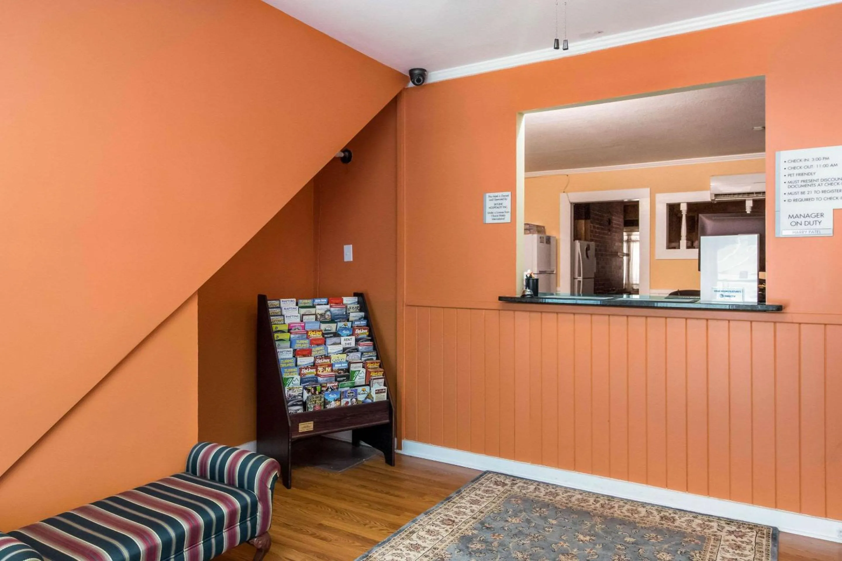 Lobby or reception in Rodeway Inn & Suites Walhalla