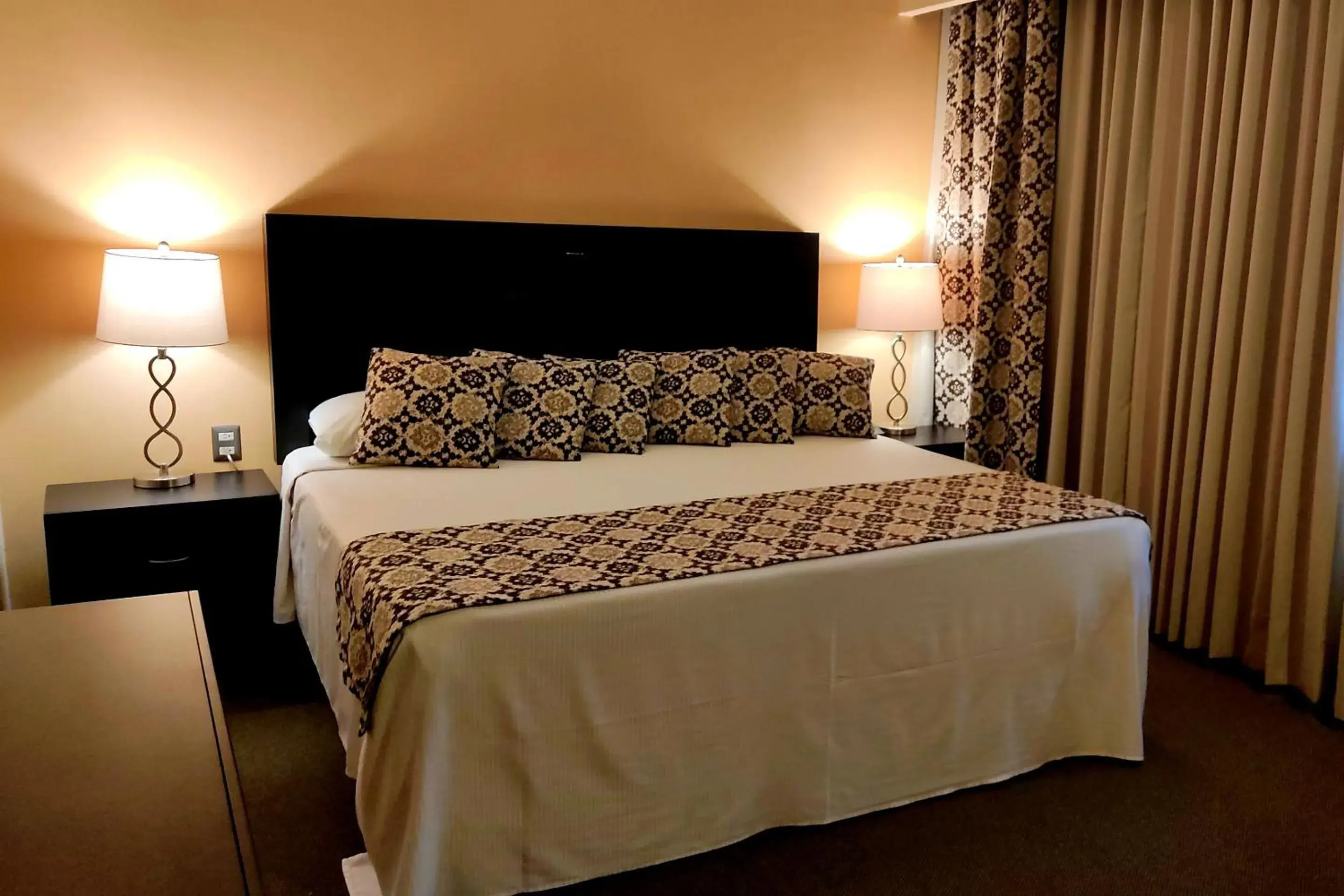 Superior Queen Room in Hotel Real del Bosque Golf and Spa Superior Queen Room in Hotel Real del Bosque Golf and Spa