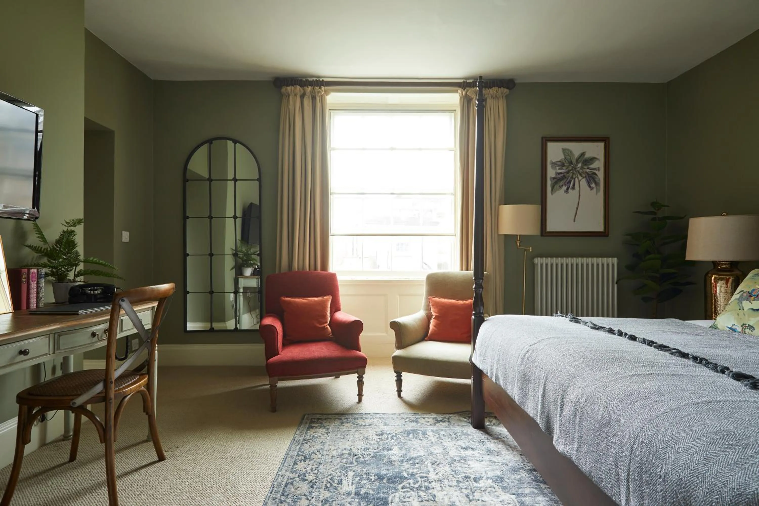 Bedroom, Bed in The Methuen Arms