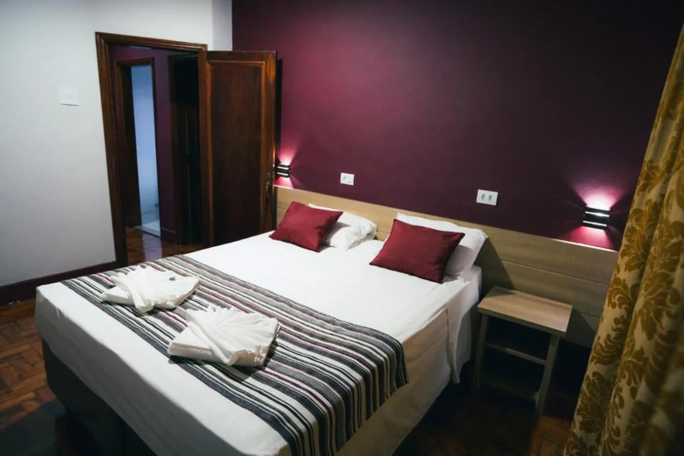 Bedroom, Bed in Hotel Euro Suite Poços de Caldas By Nacional Inn