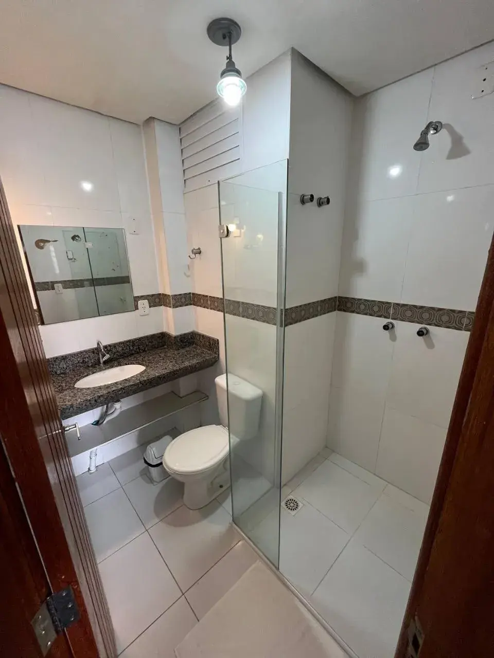 Deluxe Room - single occupancy in Oscar Palace Hotel - Centro de Tubarão Deluxe Room - single occupancy in Oscar Palace Hotel - Centro de Tubarão