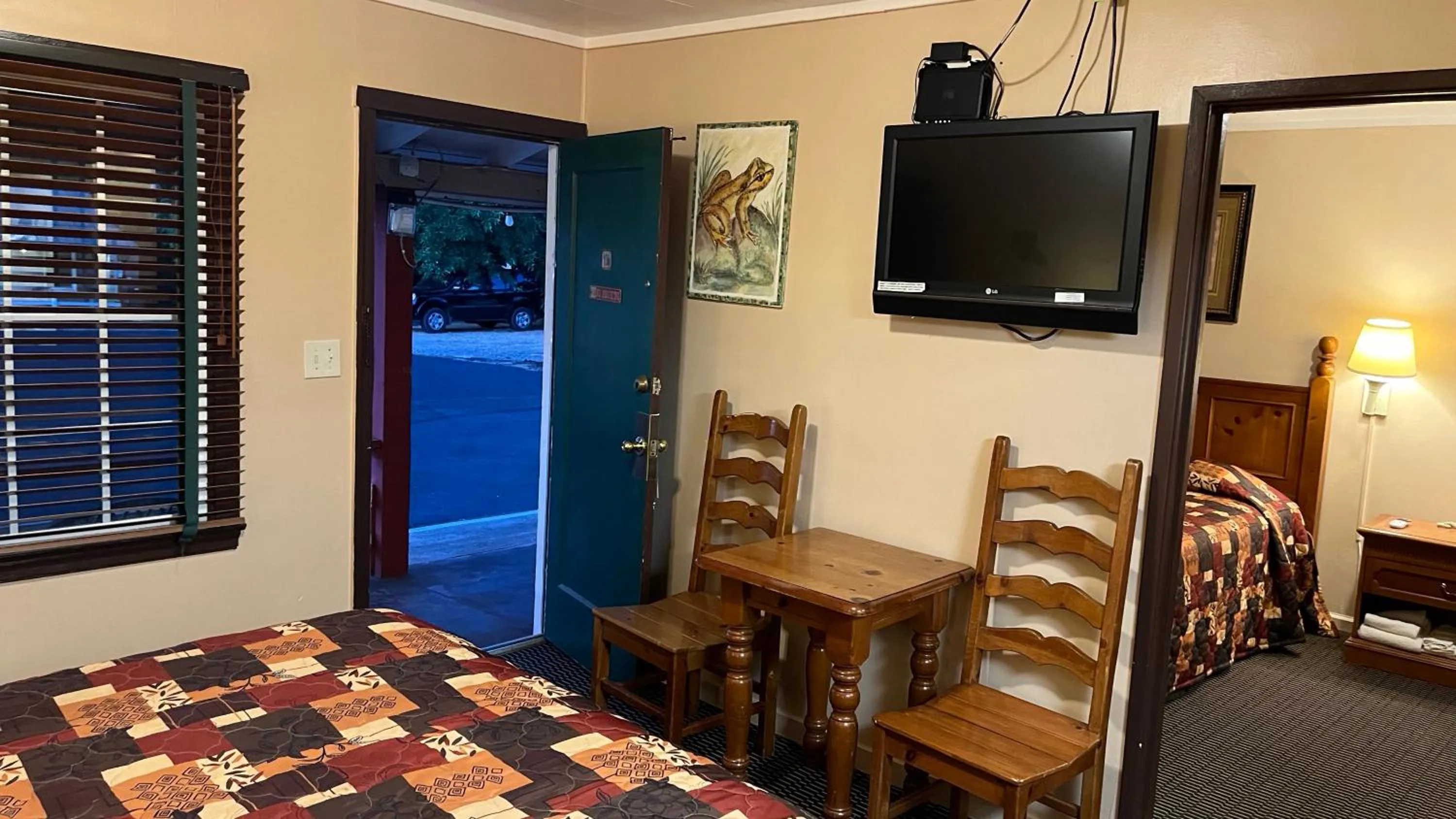 Bed in Jumping Frog Motel