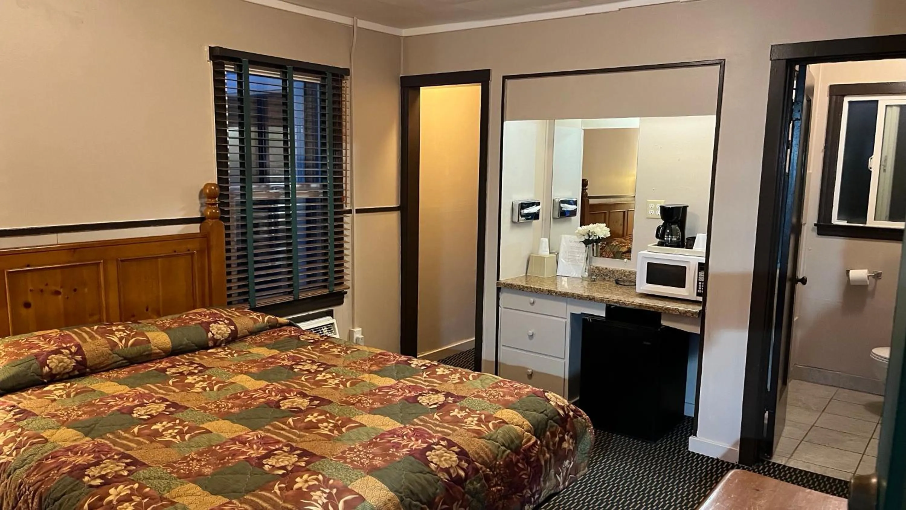 Bed in Jumping Frog Motel