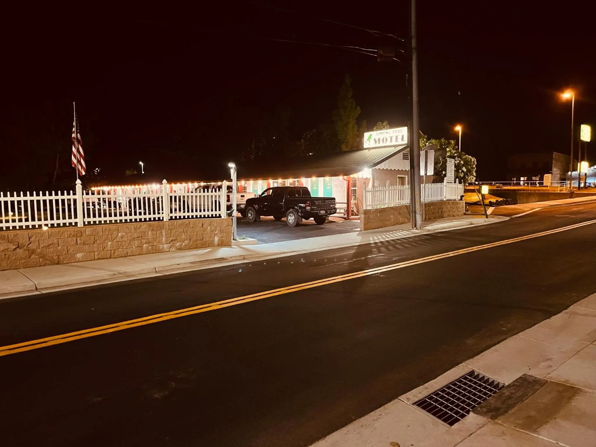 Street view in Jumping Frog Motel