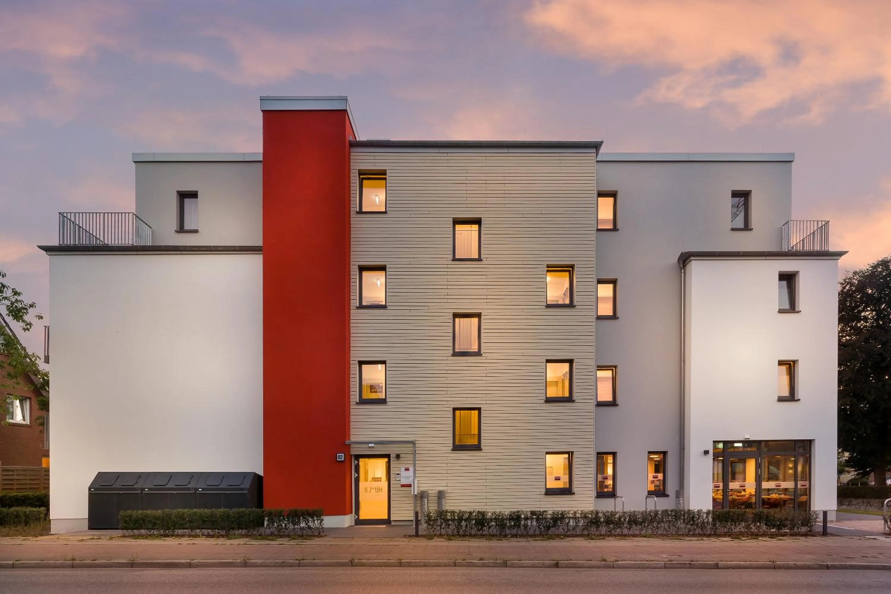 Facade/entrance in Signature East Hotel Apartment