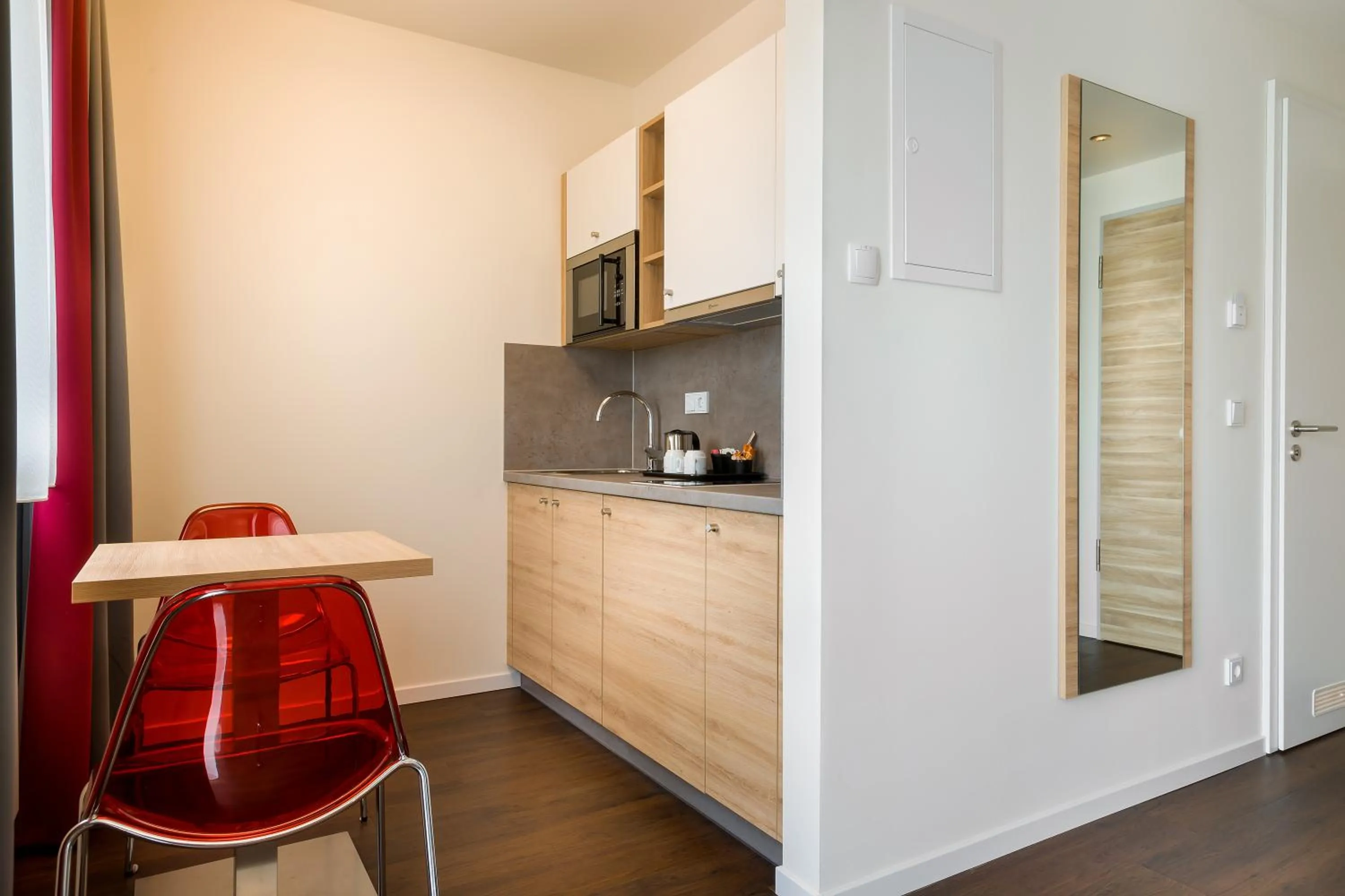 Coffee/tea facilities in Signature East Hotel Apartment